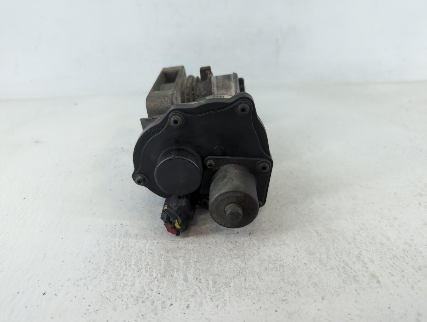 2004-2010 Mercury Mountaineer Throttle Body P/N:10016 1000491 011610 3 Fits OEM Used Auto Parts - Oemusedautoparts1.com