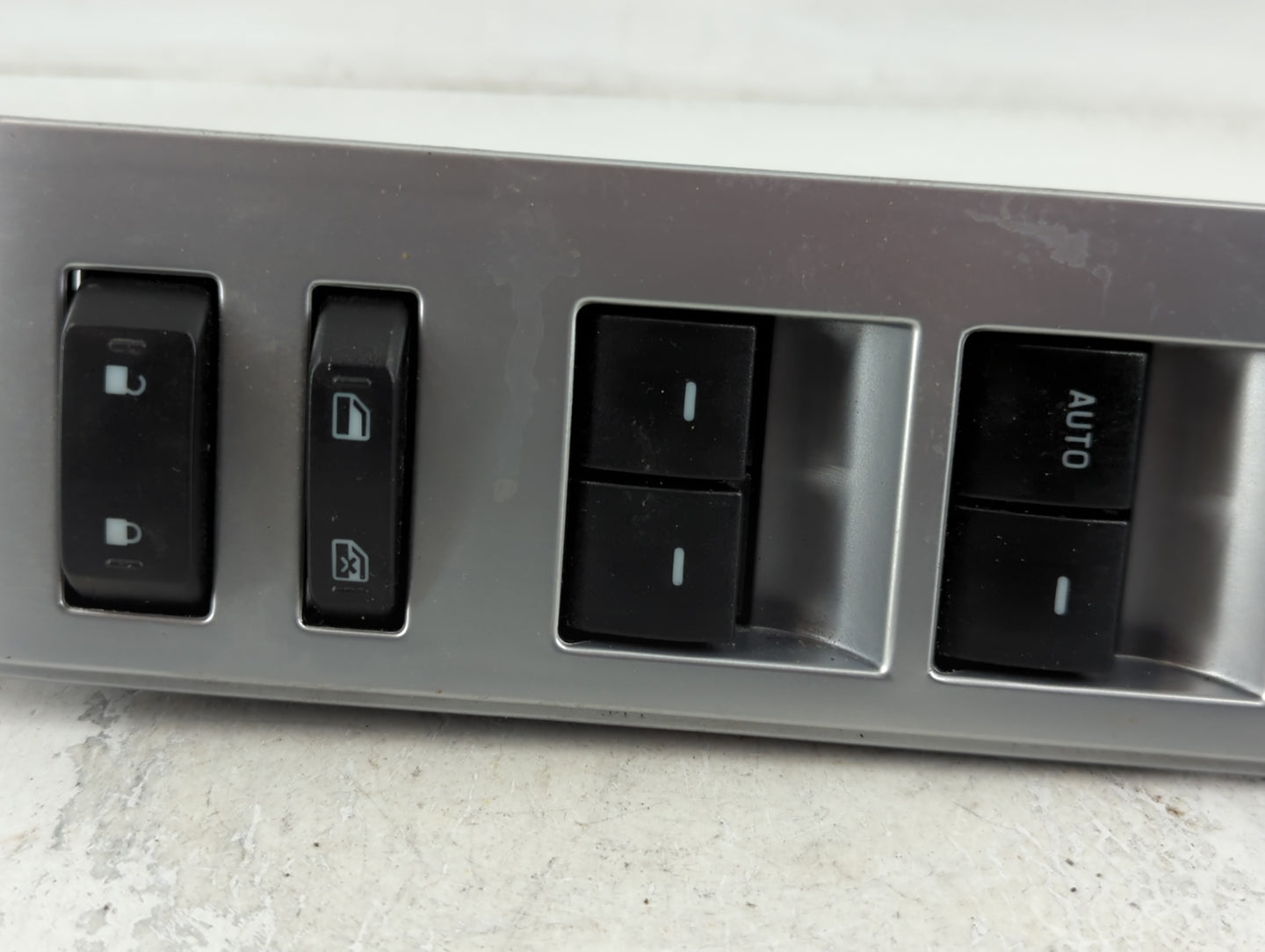 2008-2010 Mercury Mountaineer Master Power Window Switch Replacement Driver Side Left P/N:8L1T-14540-AAW Fits OEM Used Auto 