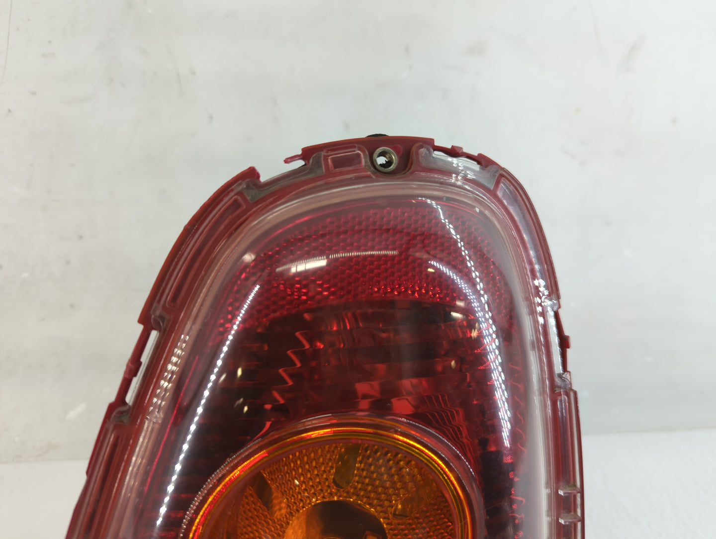 2010 Mini Cooper Tail Light Assembly Passenger Right OEM P/N:2757010 Fits OEM Used Auto Parts - Oemusedautoparts1.com