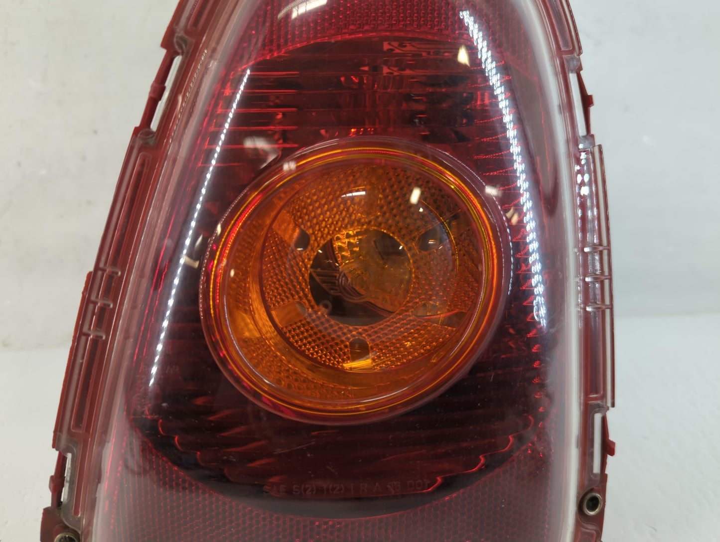 2010 Mini Cooper Tail Light Assembly Passenger Right OEM P/N:2757010 Fits OEM Used Auto Parts - Oemusedautoparts1.com