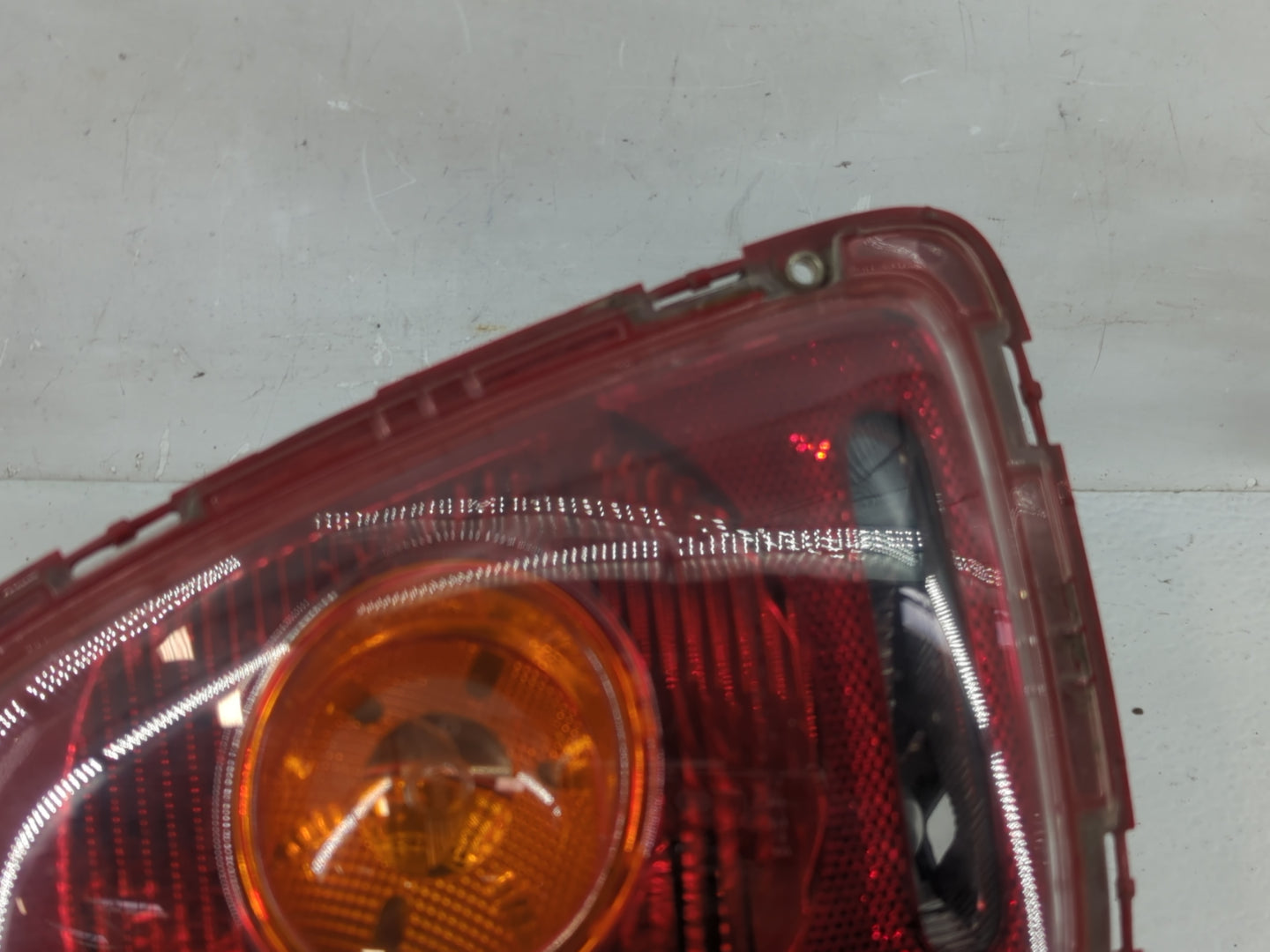 2010 Mini Cooper Tail Light Assembly Driver Left OEM P/N:2757011 2787009 Fits OEM Used Auto Parts - Oemusedautoparts1.com