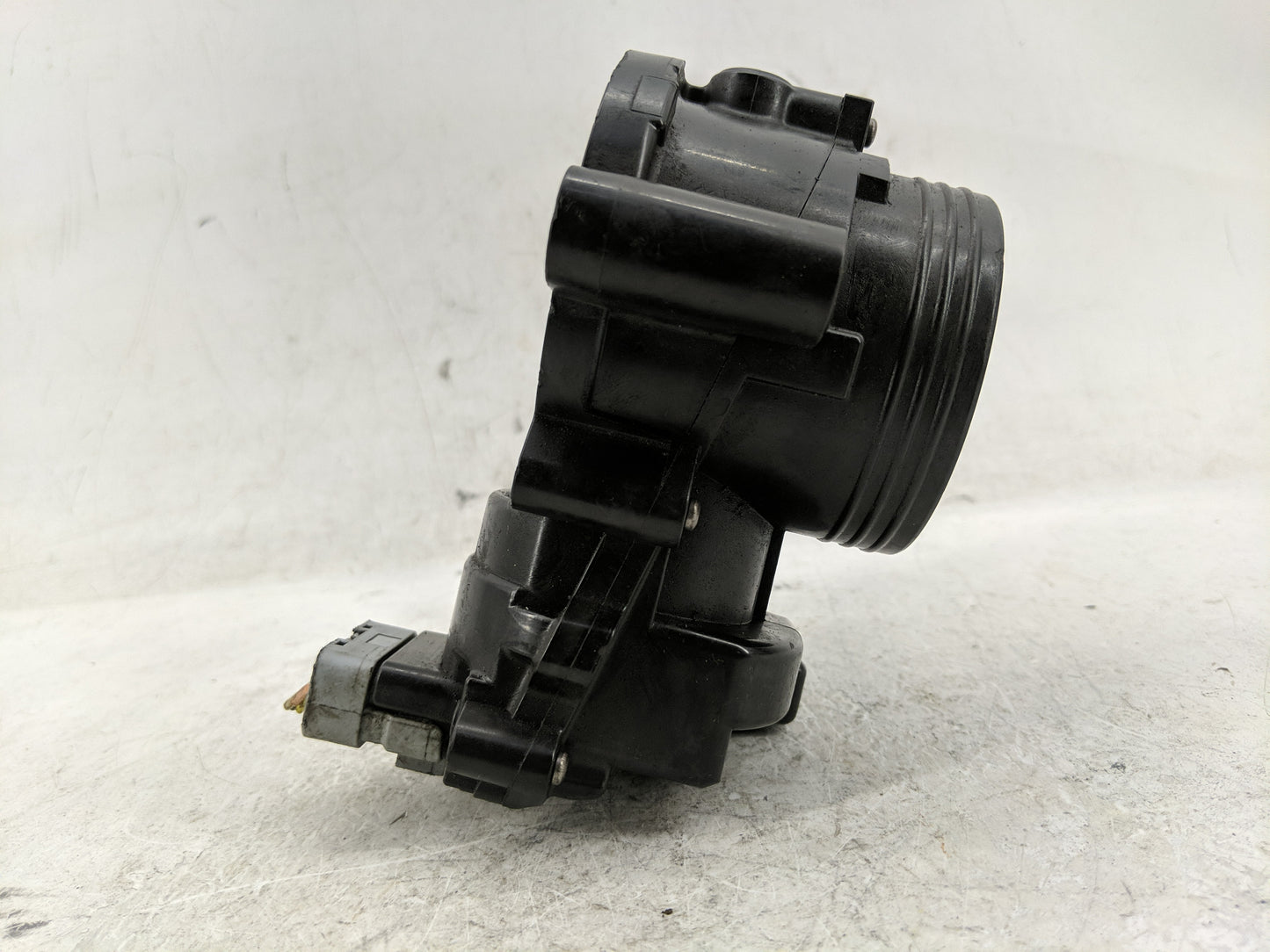 2008-2013 Mini Cooper Throttle Body Fits Fits 2008 2009 2010 2011 2012 2013 OEM Used Auto Parts - Oemusedautoparts1.com