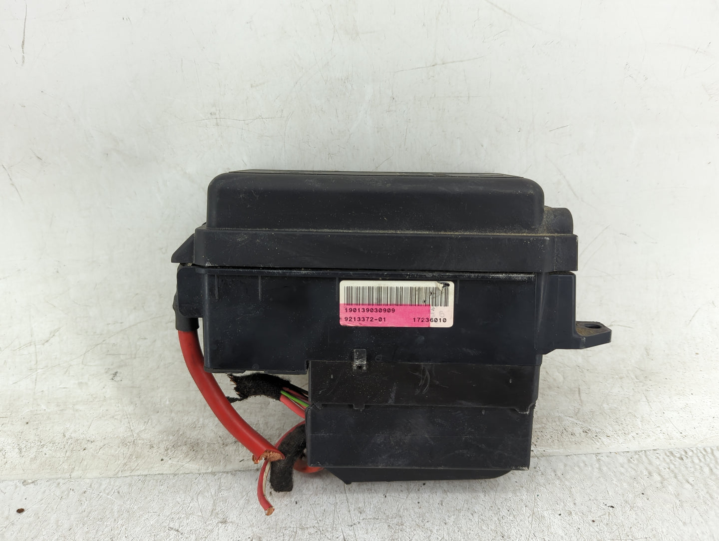 2010-2011 Mini Cooper Fusebox Fuse Box Panel Relay Module P/N:9213372-01 Fits Fits 2010 2011 OEM Used Auto Parts - Oemusedau
