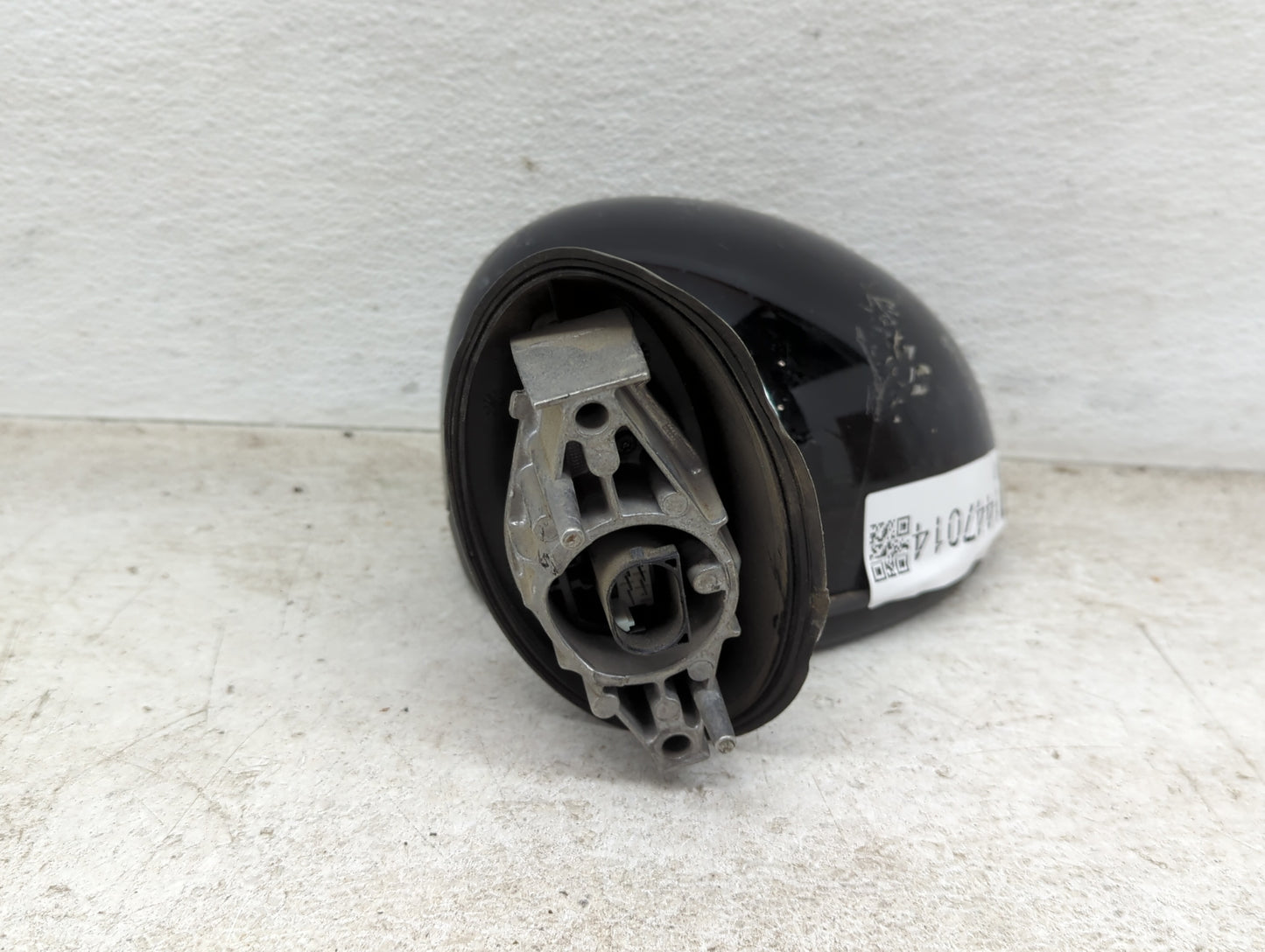 2008-2014 Mini Cooper Driver Side View Mirror - Left Door Mirror OEM Used - Oemusedautoparts1.com