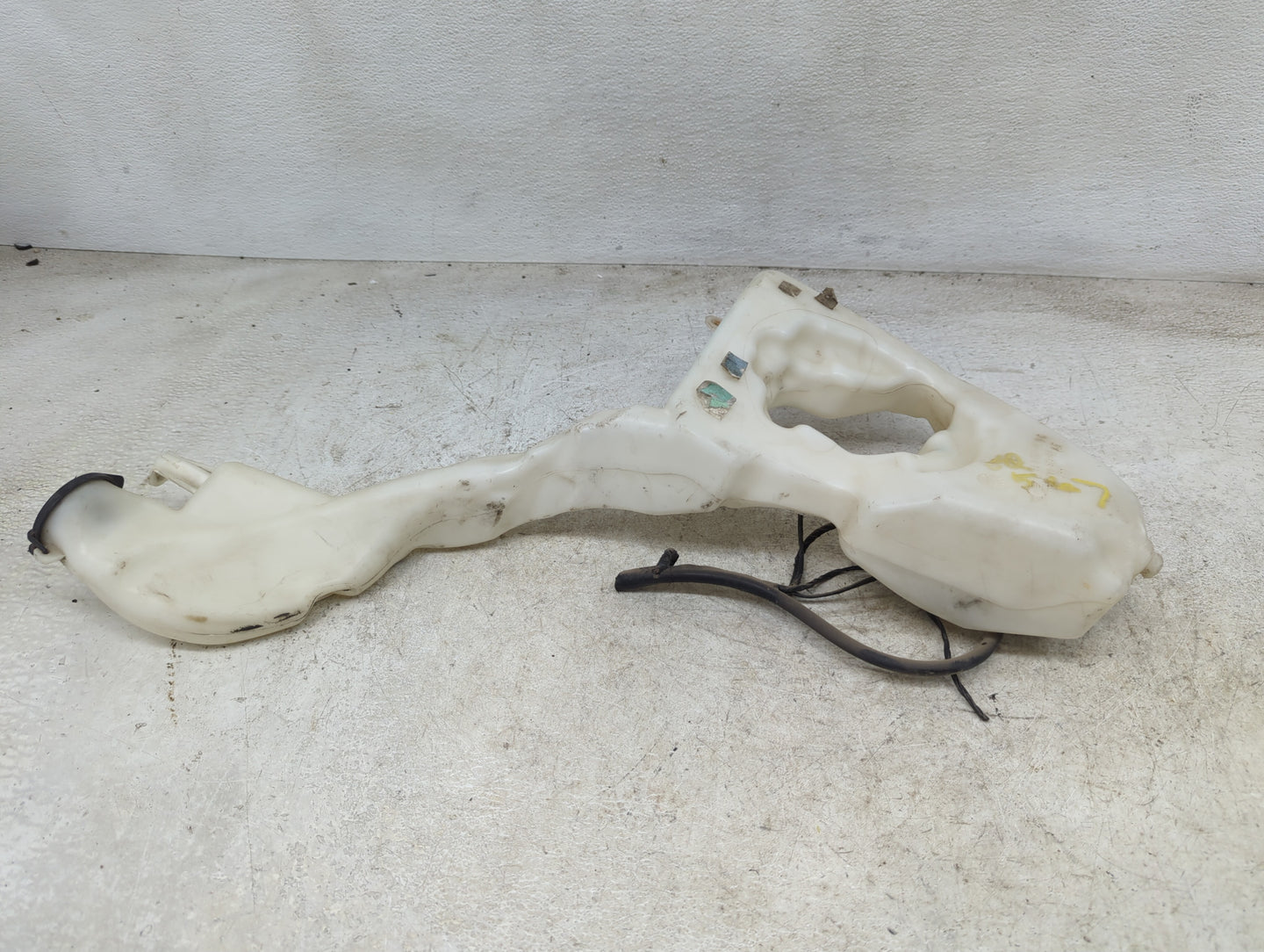2008-2014 Mini Cooper Windshield Washer Fluid Reservoir Bottle Oem - Oemusedautoparts1.com