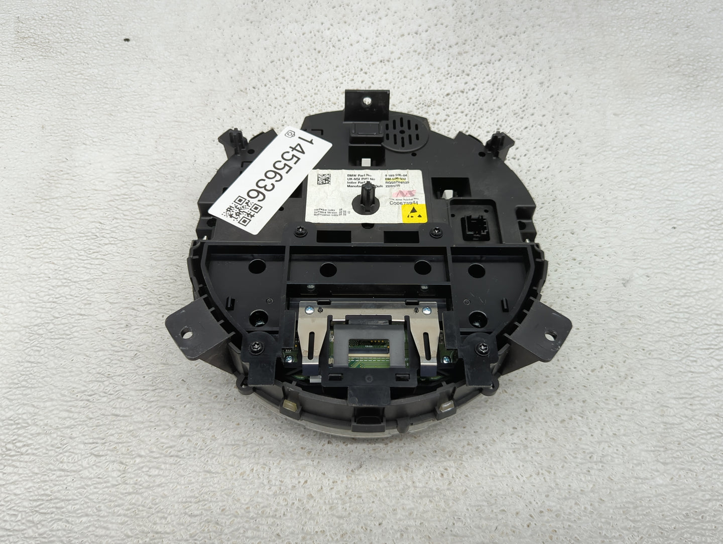 2008-2010 Mini Cooper Instrument Cluster Speedometer Gauges P/N:9 136 196 Miles: Fits Fits 2008 2009 2010 OEM Used Auto Part