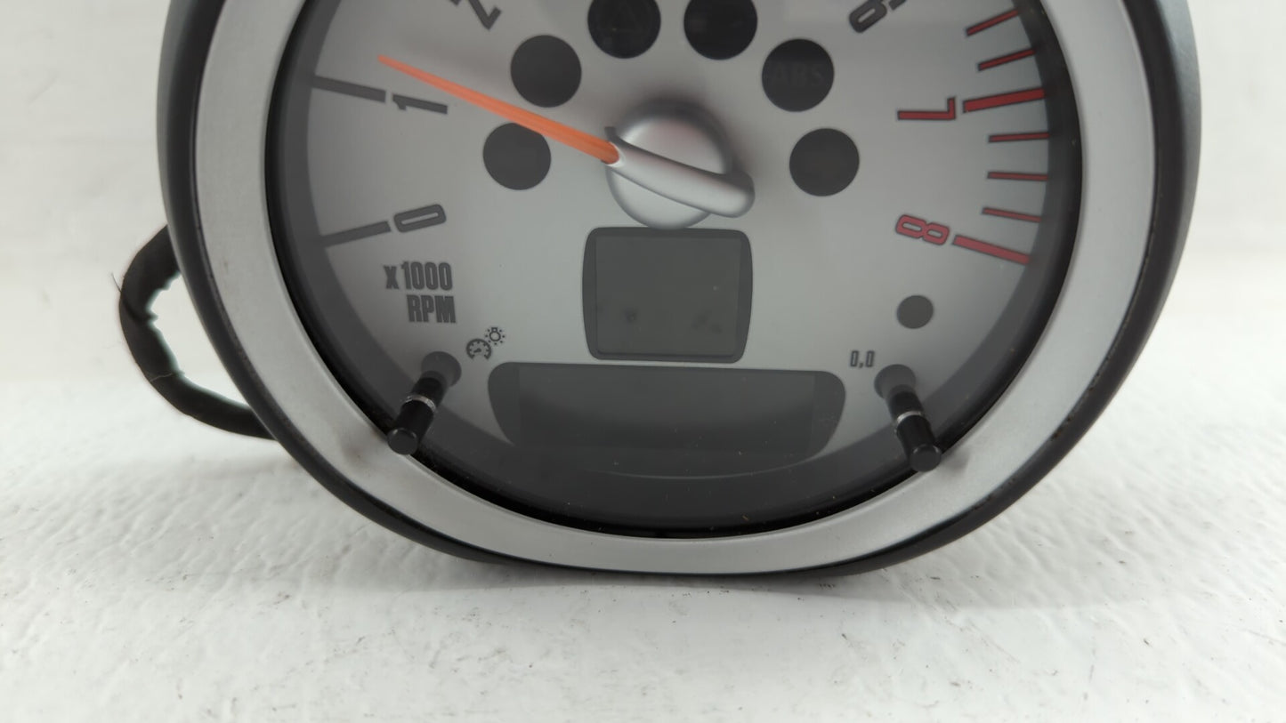 2008-2010 Mini Cooper Instrument Cluster Speedometer Gauges P/N:9 139 513 9 153 404, 9 201 405, 9 178 749 Fits Fits 2008 200