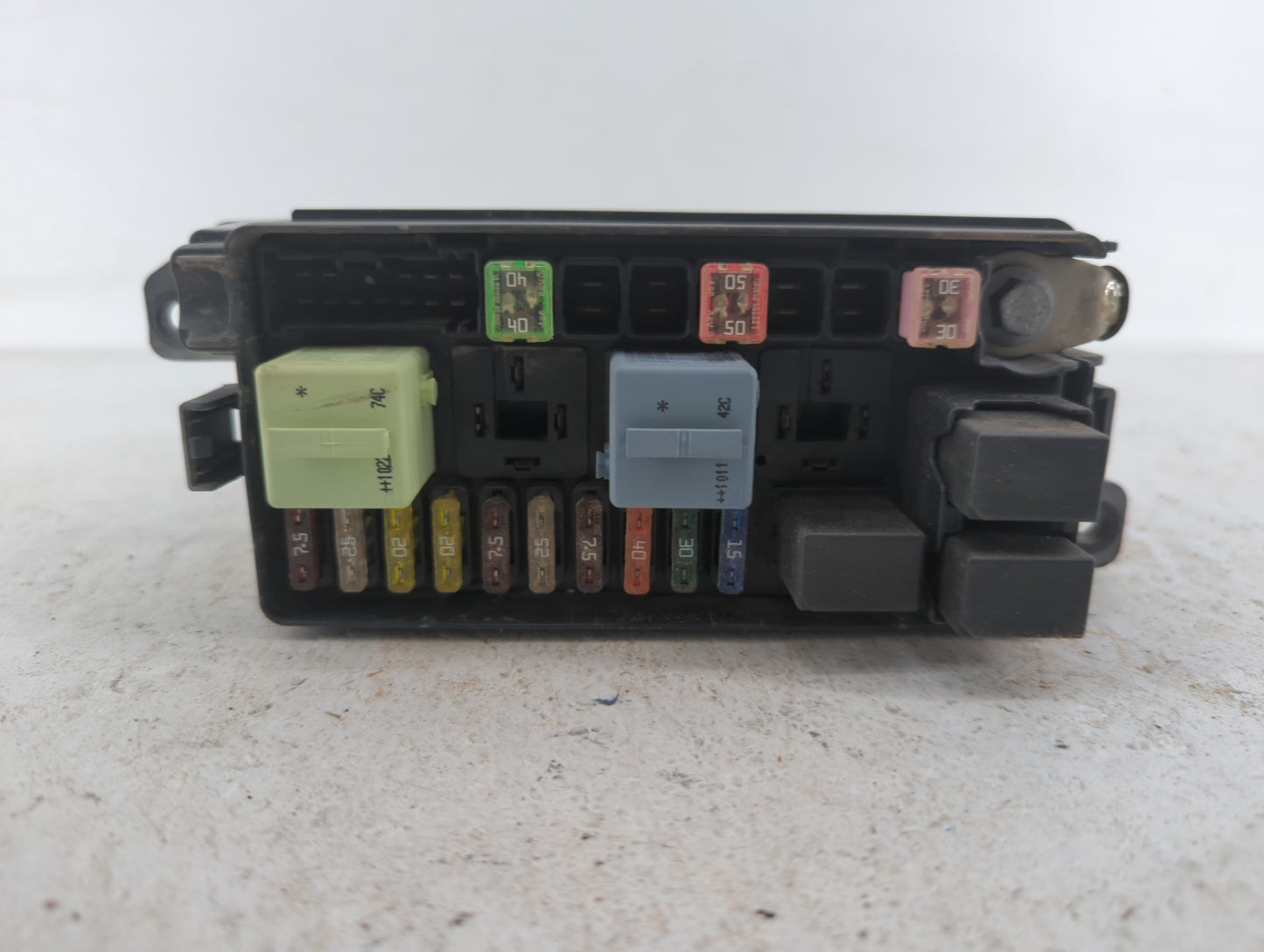 2010-2011 Mini Cooper Fusebox Fuse Box Panel Relay Module P/N:9213372 3455527 Fits Fits 2010 2011 OEM Used Auto Parts - Oemu