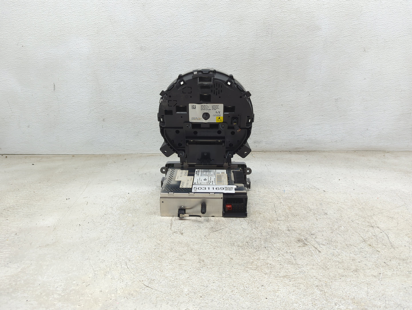 2010 Mini Cooper Instrument Cluster Speedometer Gauges P/N:65.12-3453634-01 3453634, 3452051 Miles: Fits OEM Used Auto Parts