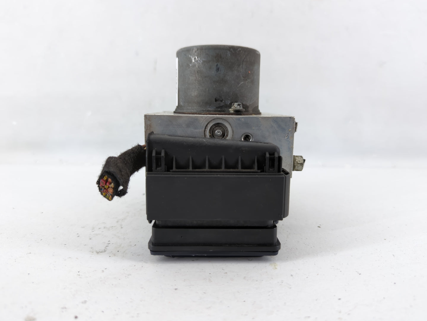 2009-2010 Mini Cooper ABS Pump Control Module Replacement P/N:3451 6790381 02 Fits Fits 2009 2010 OEM Used Auto Parts - Oemu