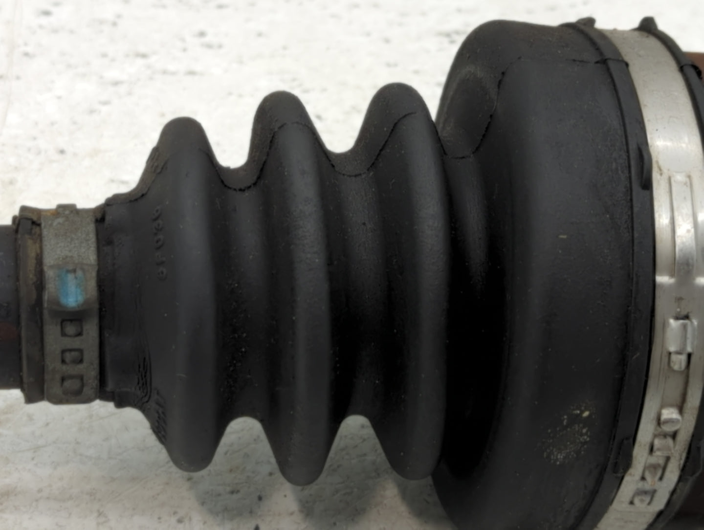2008-2014 Mini Cooper Axle Shaft Front Driver Cv C/v - Oemusedautoparts1.com