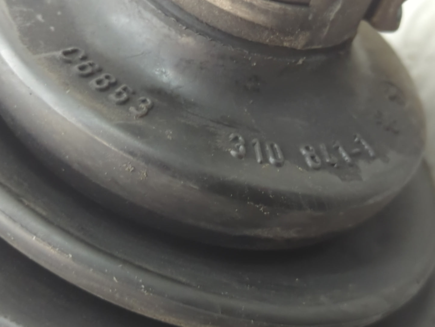 2008-2014 Mini Cooper Axle Shaft Front Driver Cv C/v - Oemusedautoparts1.com