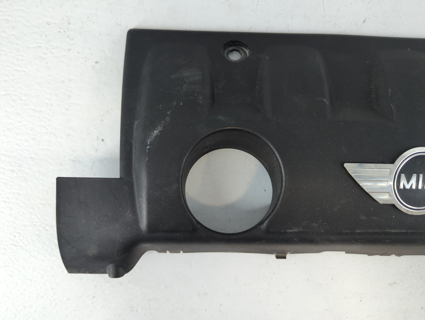 2010 Mini Cooper Engine Cover - Oemusedautoparts1.com