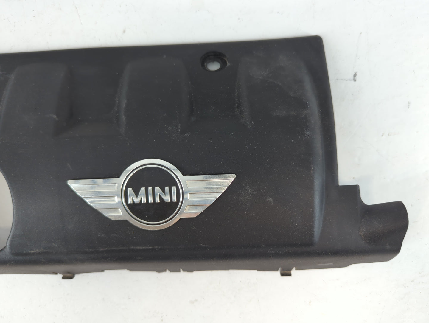 2010 Mini Cooper Engine Cover - Oemusedautoparts1.com