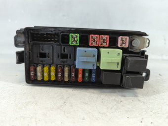 compare product 2010-2011 Mini Cooper Fusebox Fuse Box Panel Relay Module P/N:9213372-01 Fits Fits 2010 2011 OEM Used Auto Parts