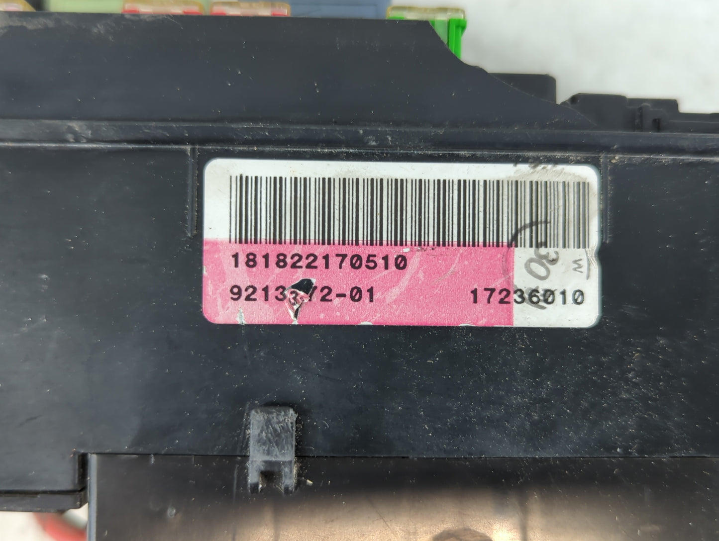 2010-2011 Mini Cooper Fusebox Fuse Box Panel Relay Module P/N:9213372-01 Fits Fits 2010 2011 OEM Used Auto Parts - Oemusedau