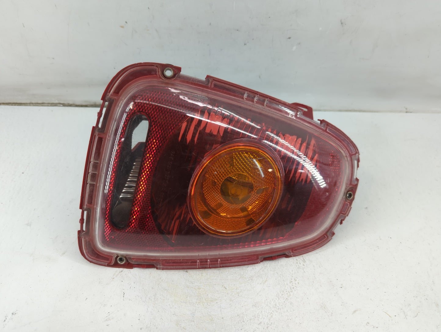 2010 Mini Cooper Tail Light Assembly Passenger Right OEM P/N:2757009 2757011 Fits OEM Used Auto Parts - Oemusedautoparts1.co