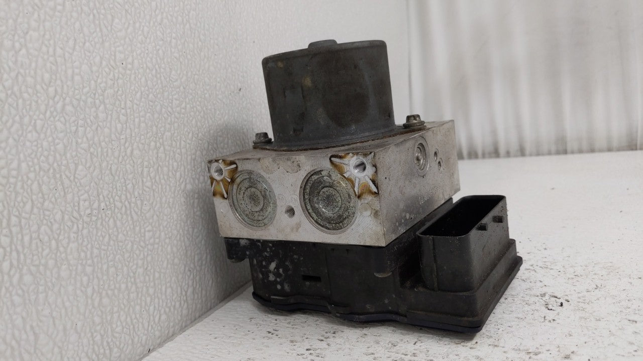 2010 Mini Cooper Clubman ABS Pump Control Module Replacement P/N:3451 6790381 Fits Fits 2009 OEM Used Auto Parts - Oemusedau