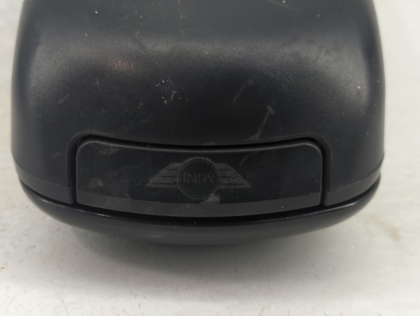 2010 Mini Cooper Clubman Center Console Armrest Cover Lid Fits OEM Used Auto Parts - Oemusedautoparts1.com