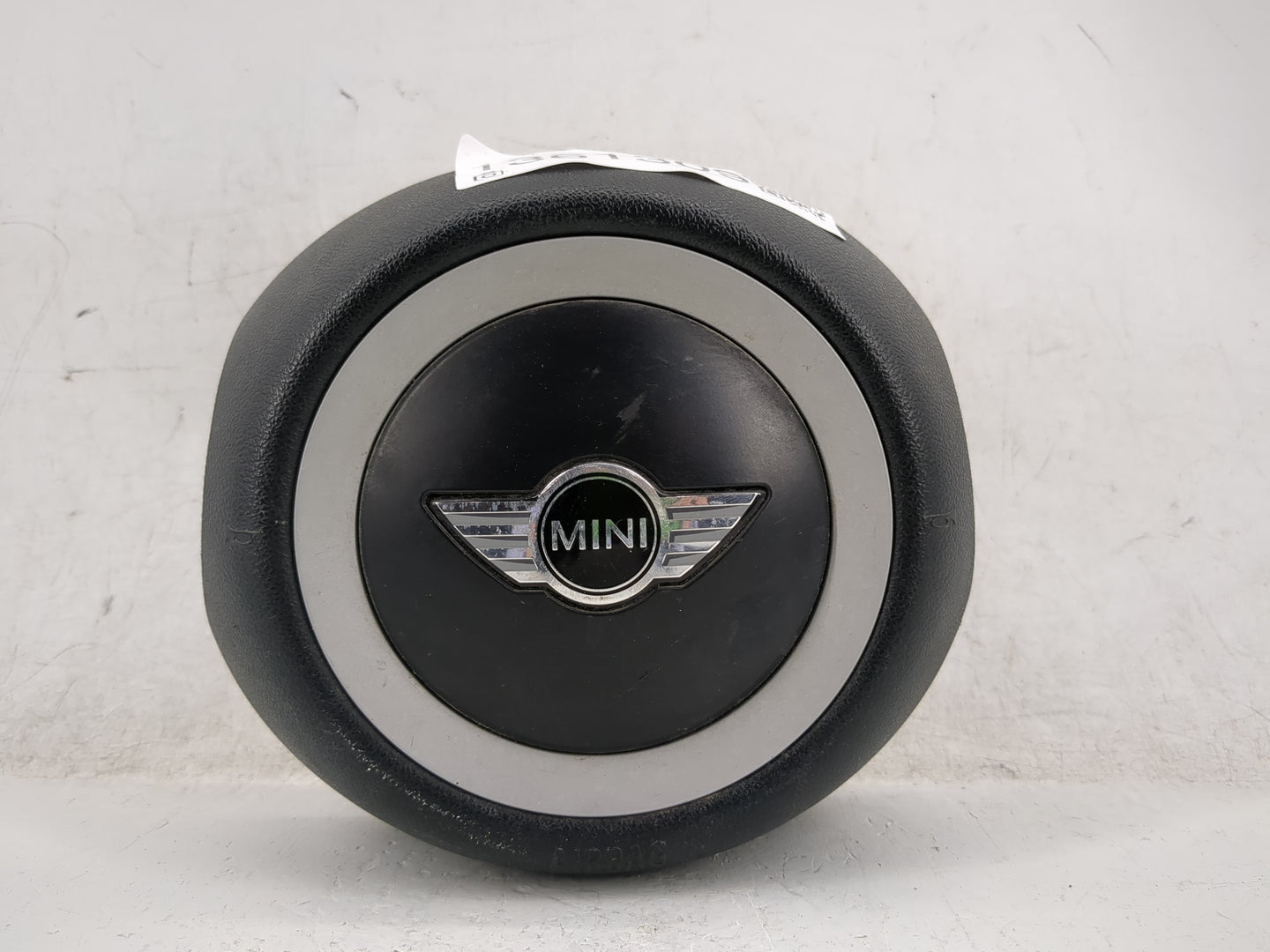 2010 Mini Cooper Clubman Air Bag Driver Left Steering Wheel Mounted Fits Fits 2008 2009 OEM Used Auto Parts - Oemusedautopar