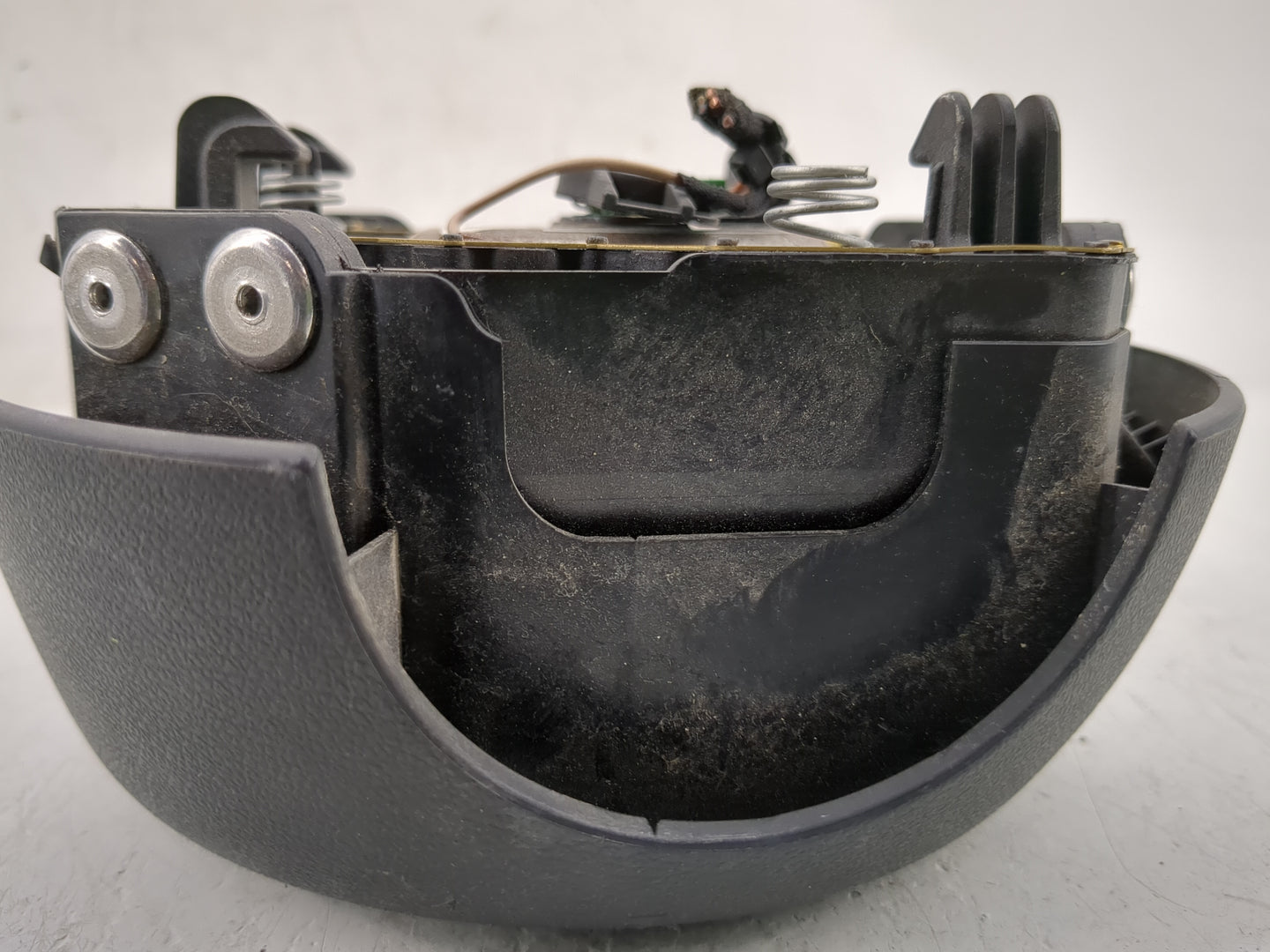 2010 Mini Cooper Clubman Air Bag Driver Left Steering Wheel Mounted Fits Fits 2008 2009 OEM Used Auto Parts - Oemusedautopar