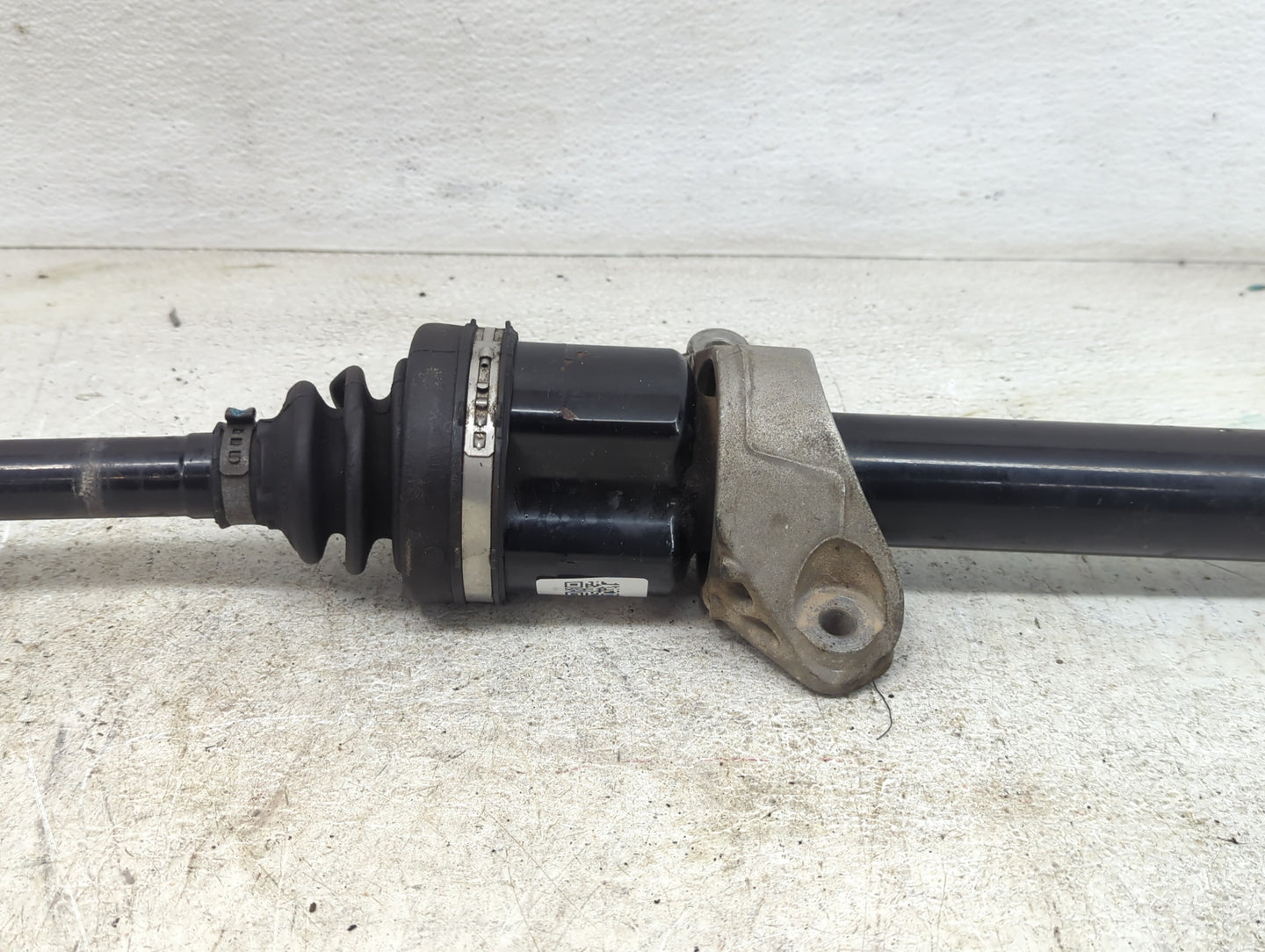 Mini Cooper Clubman Axle Shaft Front Passenger Cv C/v - Oemusedautoparts1.com