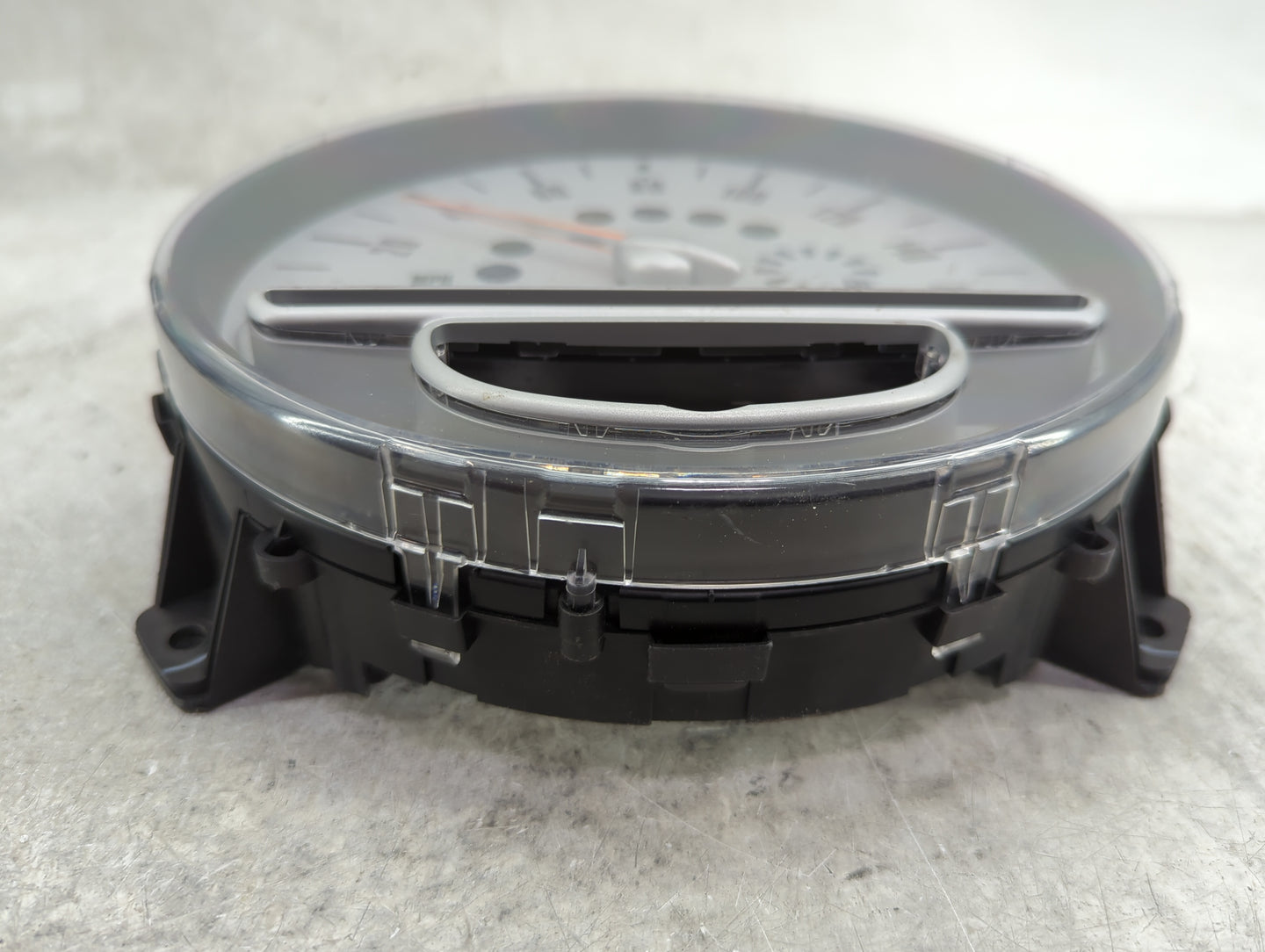 2010 Mini Cooper Clubman Instrument Cluster Speedometer Gauges P/N:67379411 Miles: Fits Fits 2008 2009 OEM Used Auto Parts -