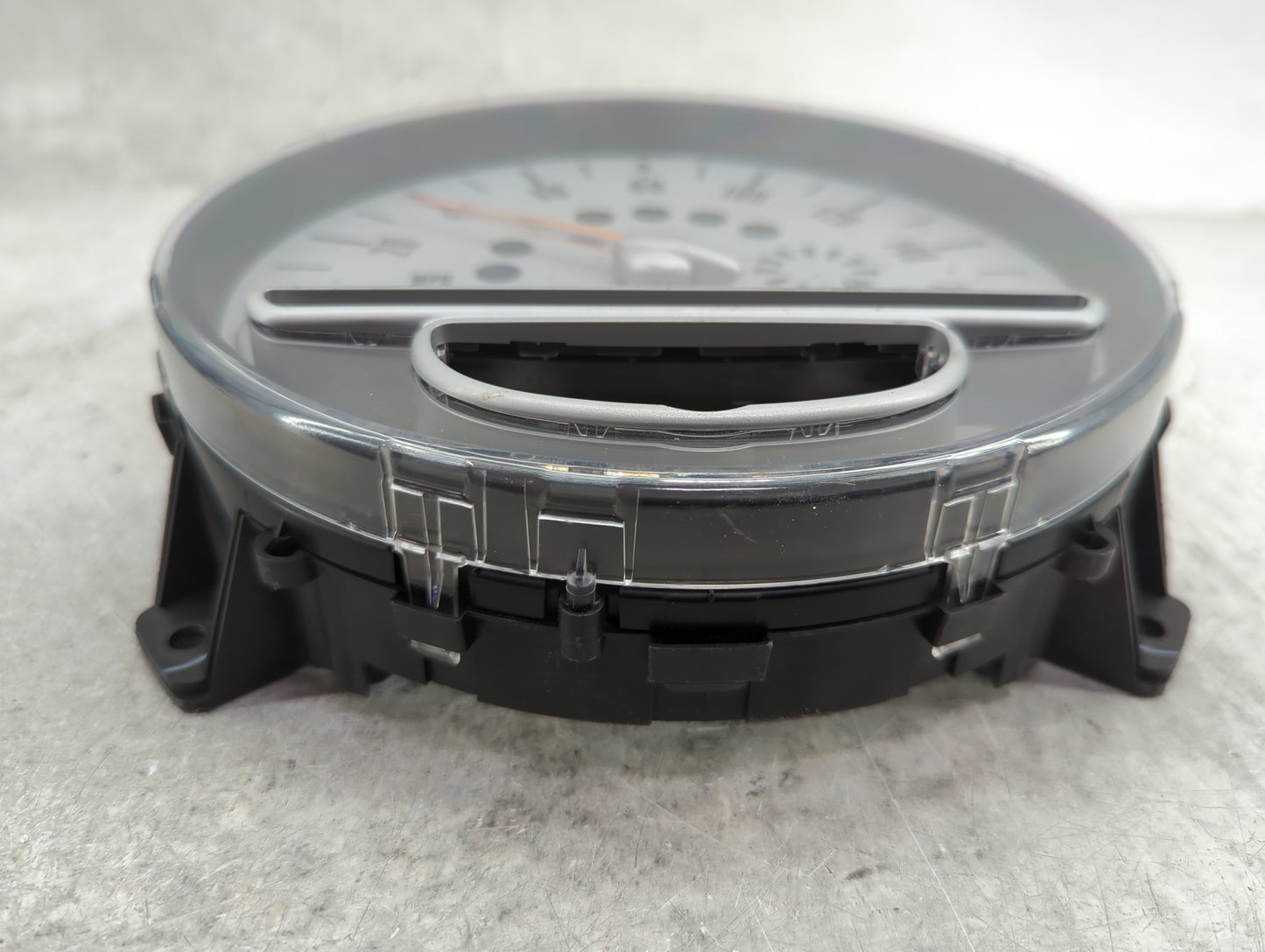 2010 Mini Cooper Clubman Instrument Cluster Speedometer Gauges P/N:67379411 Miles: Fits Fits 2008 2009 OEM Used Auto Parts -