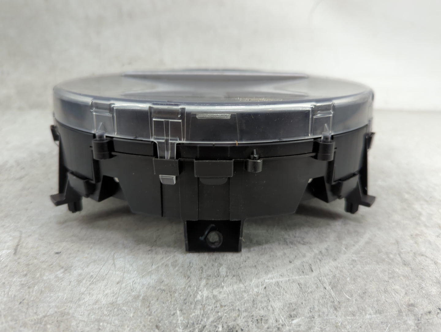 2010 Mini Cooper Clubman Instrument Cluster Speedometer Gauges P/N:67379411 Miles: Fits Fits 2008 2009 OEM Used Auto Parts -
