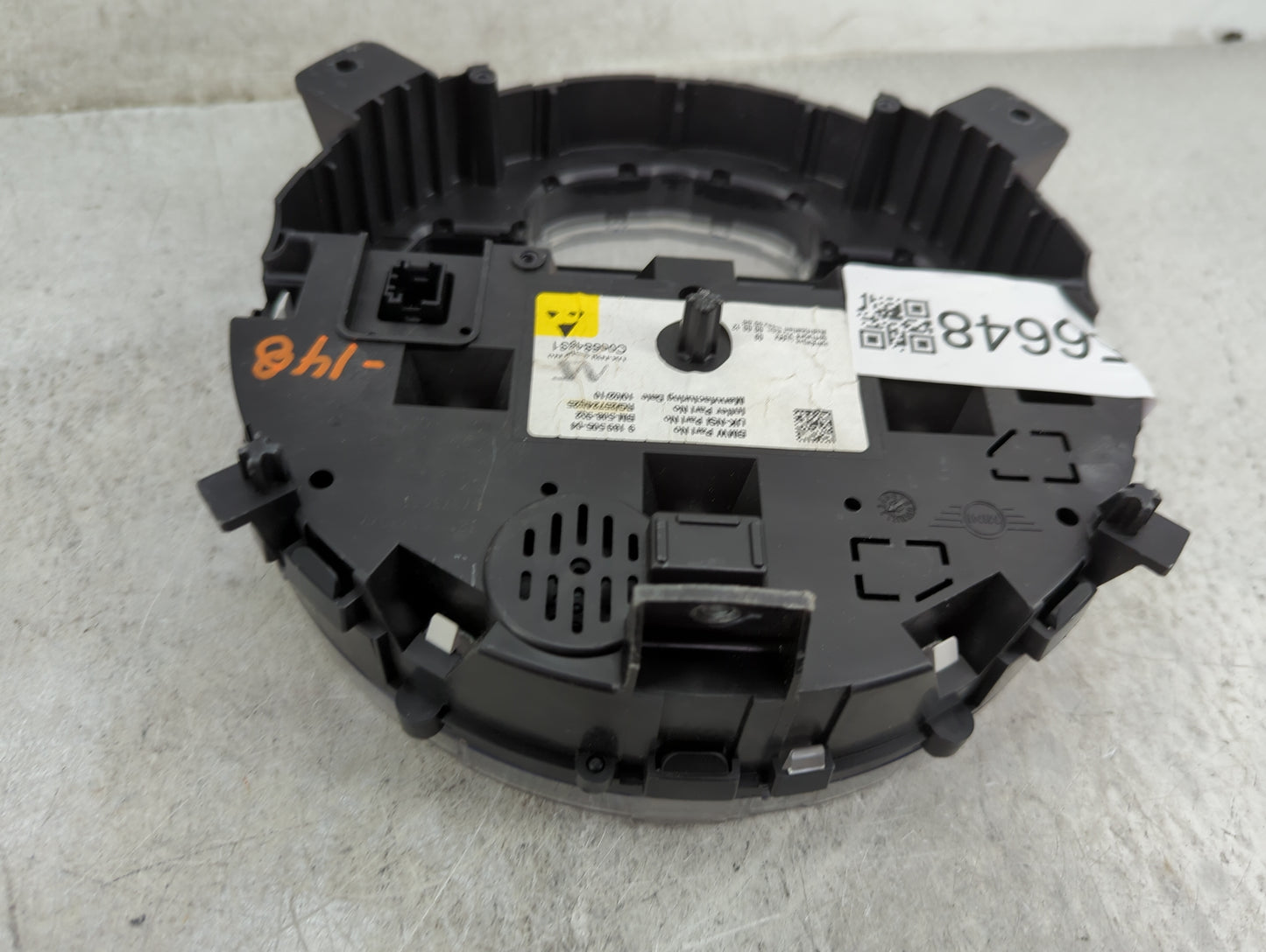 2010 Mini Cooper Clubman Instrument Cluster Speedometer Gauges P/N:67379411 Miles: Fits Fits 2008 2009 OEM Used Auto Parts -