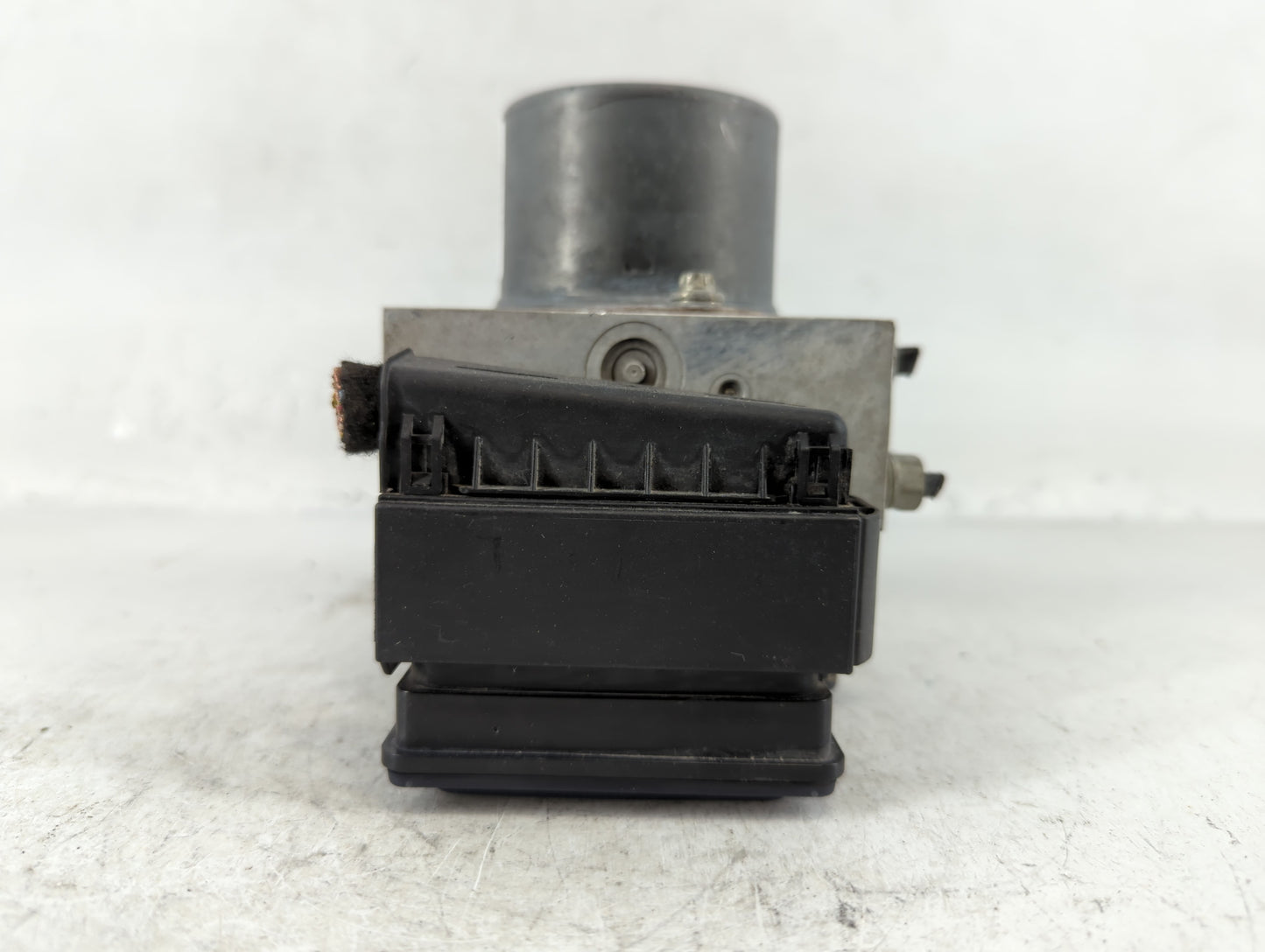 2010 Mini Cooper Clubman ABS Pump Control Module Replacement P/N:3451 6790381 02 Fits Fits 2009 OEM Used Auto Parts - Oemuse