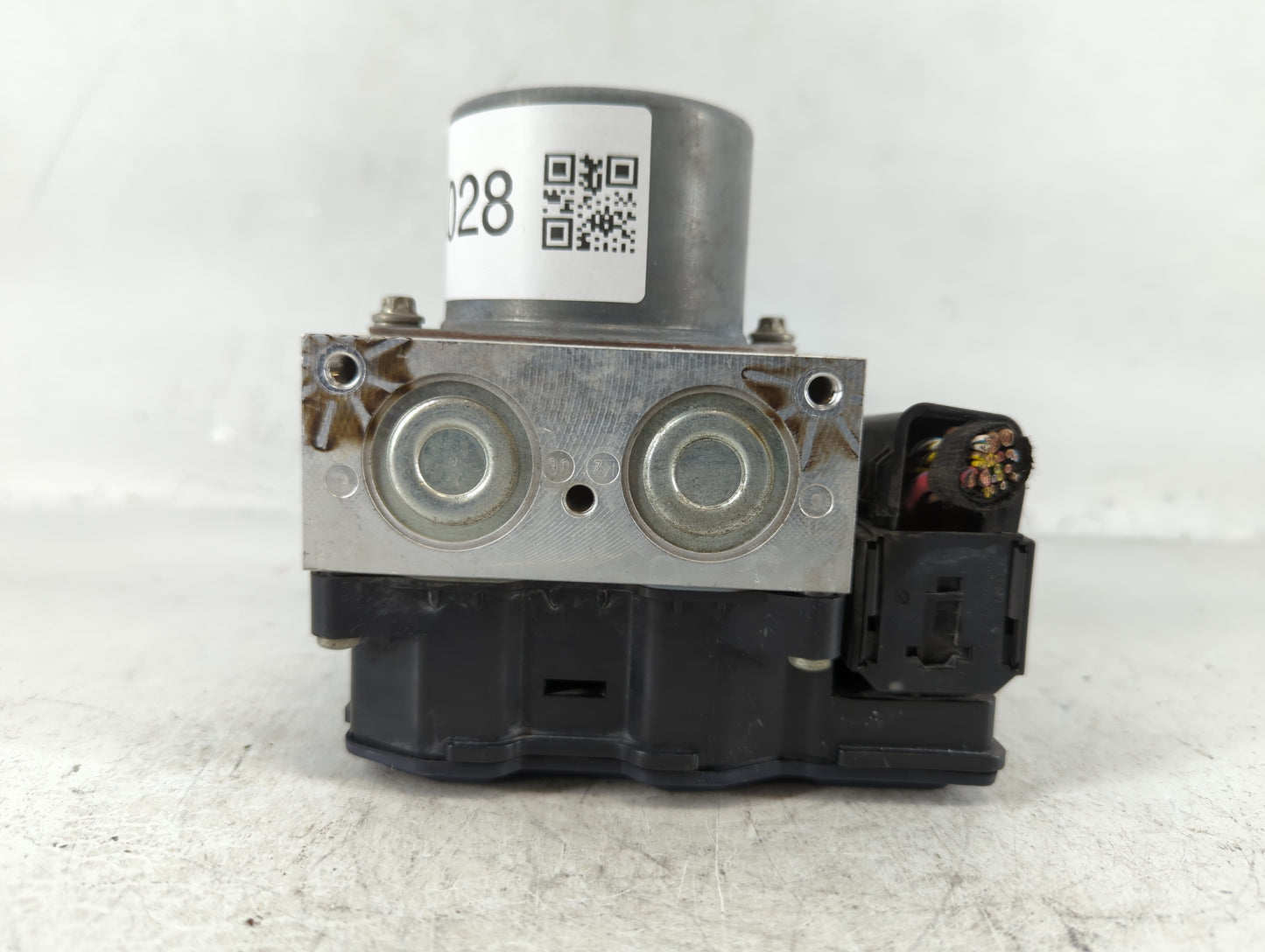 2010 Mini Cooper Clubman ABS Pump Control Module Replacement P/N:3451 6790381 02 Fits Fits 2009 OEM Used Auto Parts - Oemuse