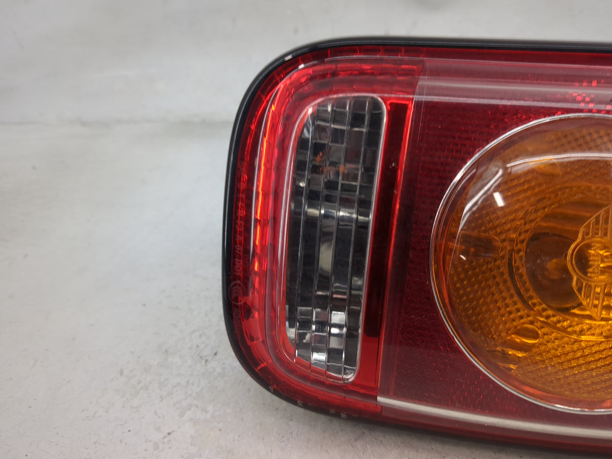 2010 Mini Cooper Clubman Tail Light Assembly Passenger Right OEM P/N:7167412 2754530 Fits Fits 2008 2009 OEM Used Auto Parts