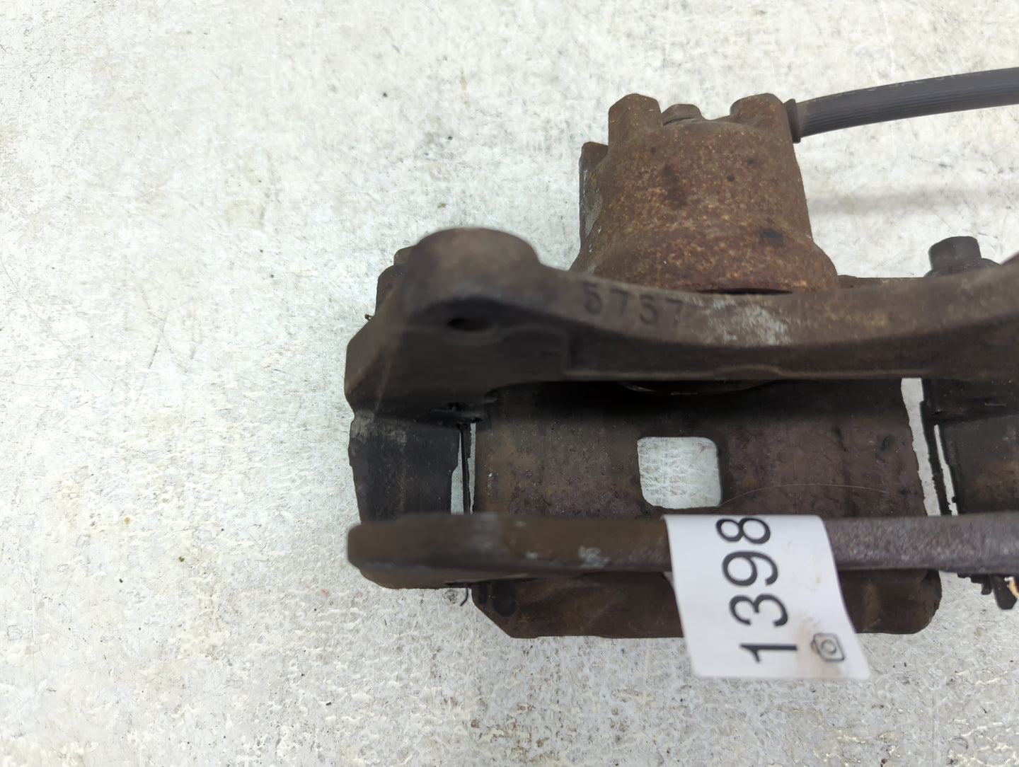 2010 Mitsubishi Asx Front Driver Left Brake Caliper - Oemusedautoparts1.com