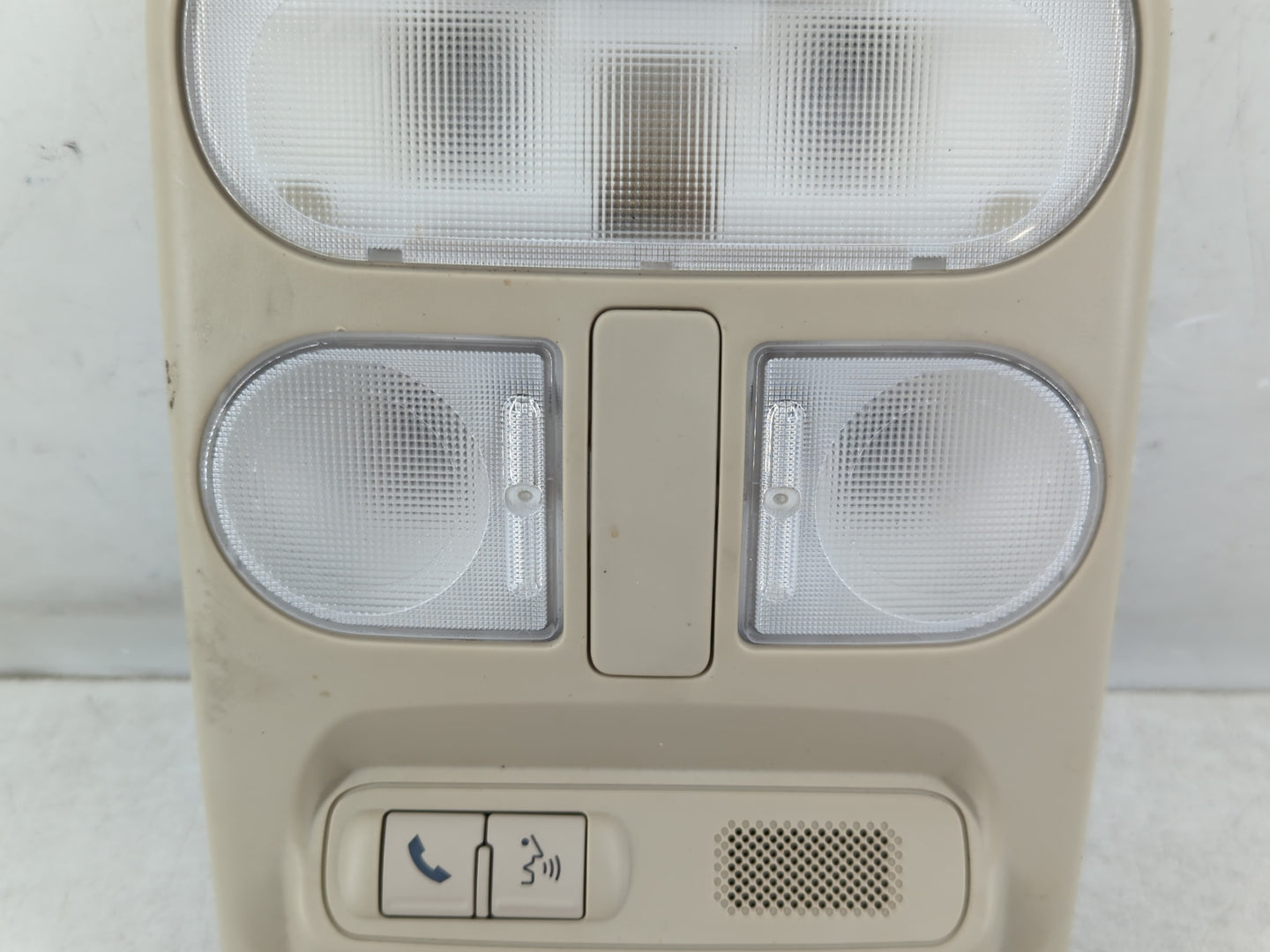 2010 Mitsubishi Endeavor Overhead Roof Console - Oemusedautoparts1.com