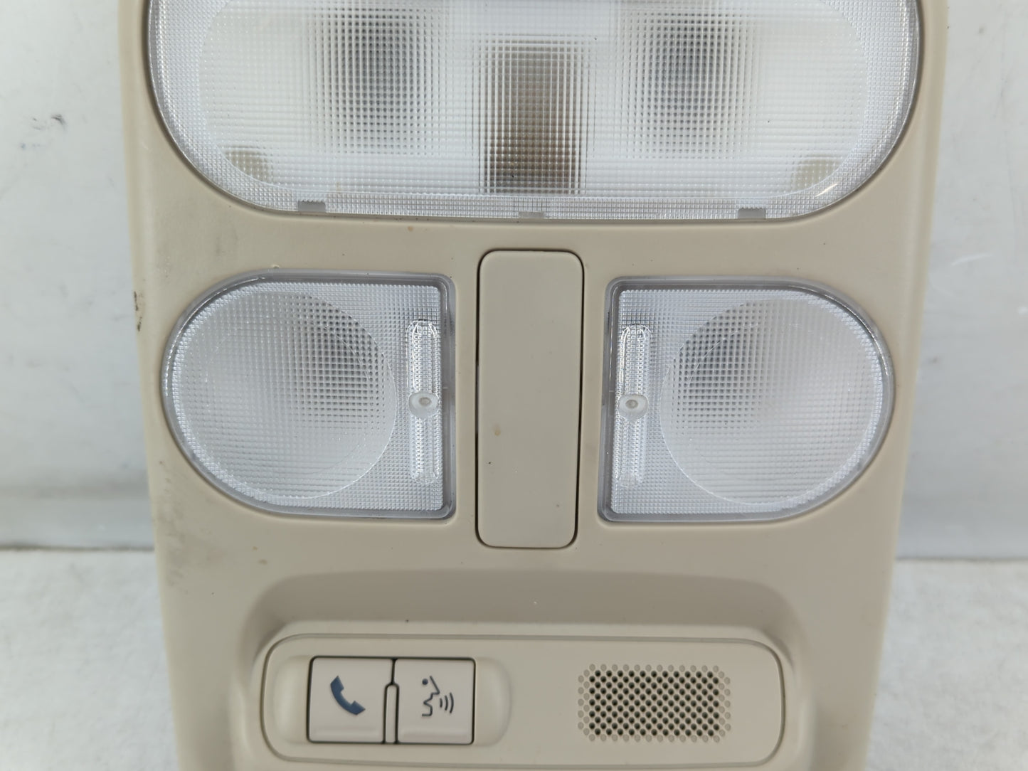 2010 Mitsubishi Endeavor Overhead Roof Console - Oemusedautoparts1.com