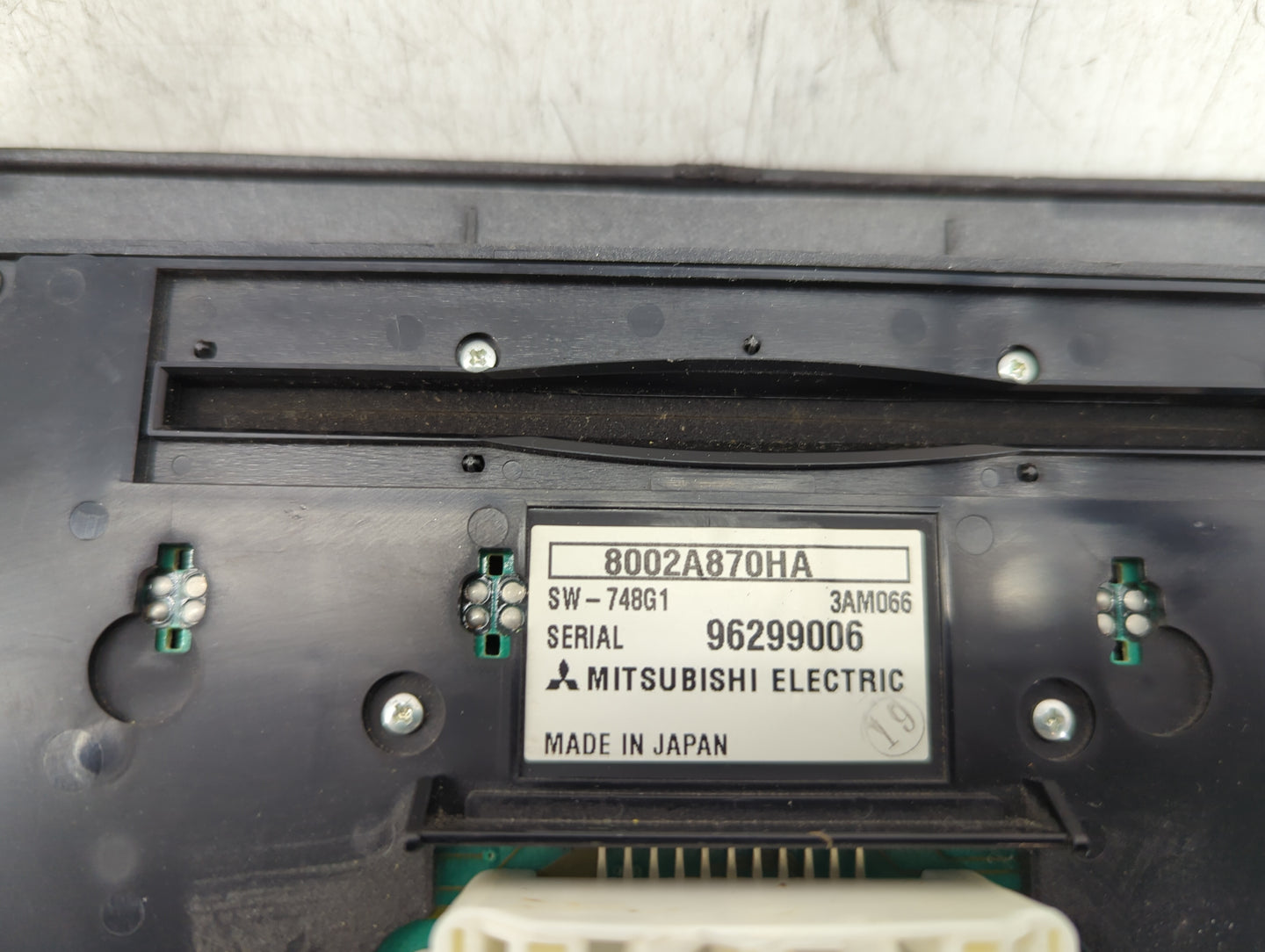 2009-2012 Mitsubishi Galant Radio AM FM Cd Player Receiver Replacement P/N:8002A870HA SW-748G1 Fits Fits 2009 2010 2011 2012