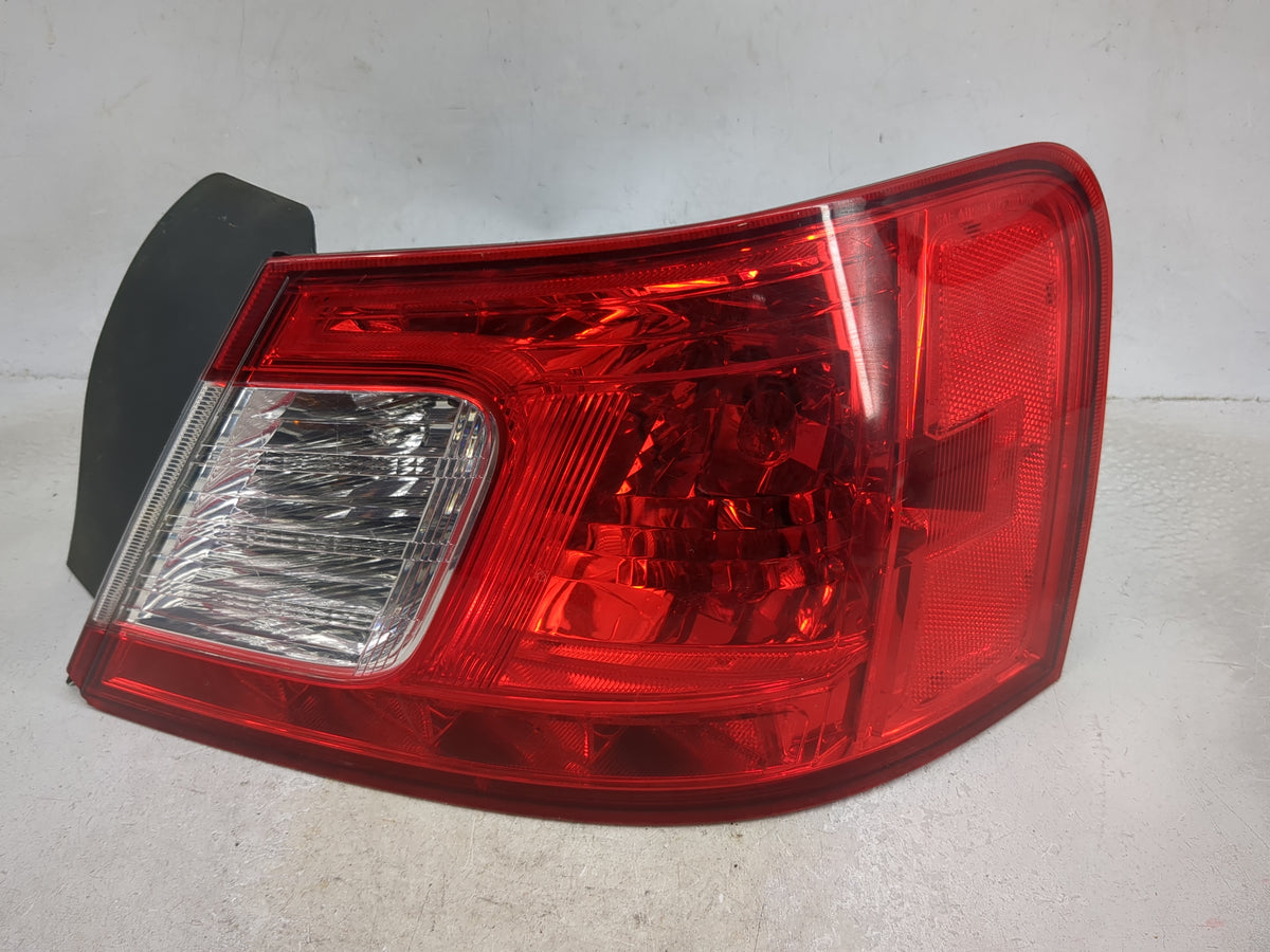 2010 Mitsubishi Galant Tail Light Assembly Passenger Right OEM Fits OEM Used Auto Parts - Oemusedautoparts1.com