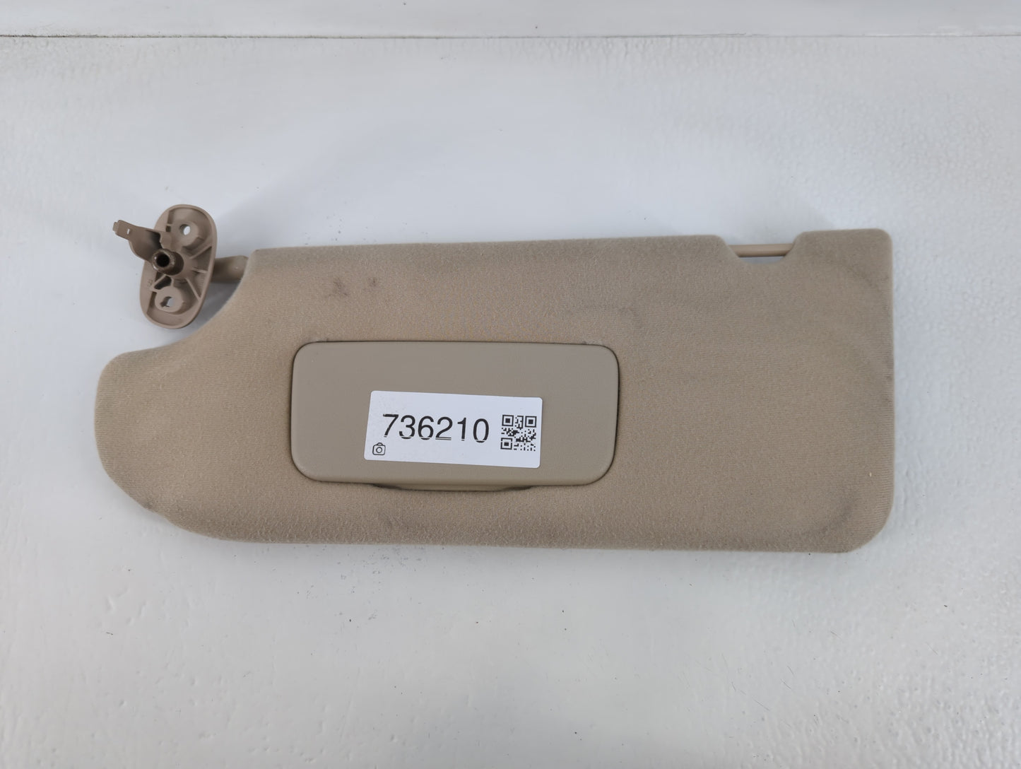 2010-2012 Mitsubishi Galant Sun Visor Shade Replacement Passenger Right Mirror Fits Fits 2010 2011 2012 OEM Used Auto Parts 