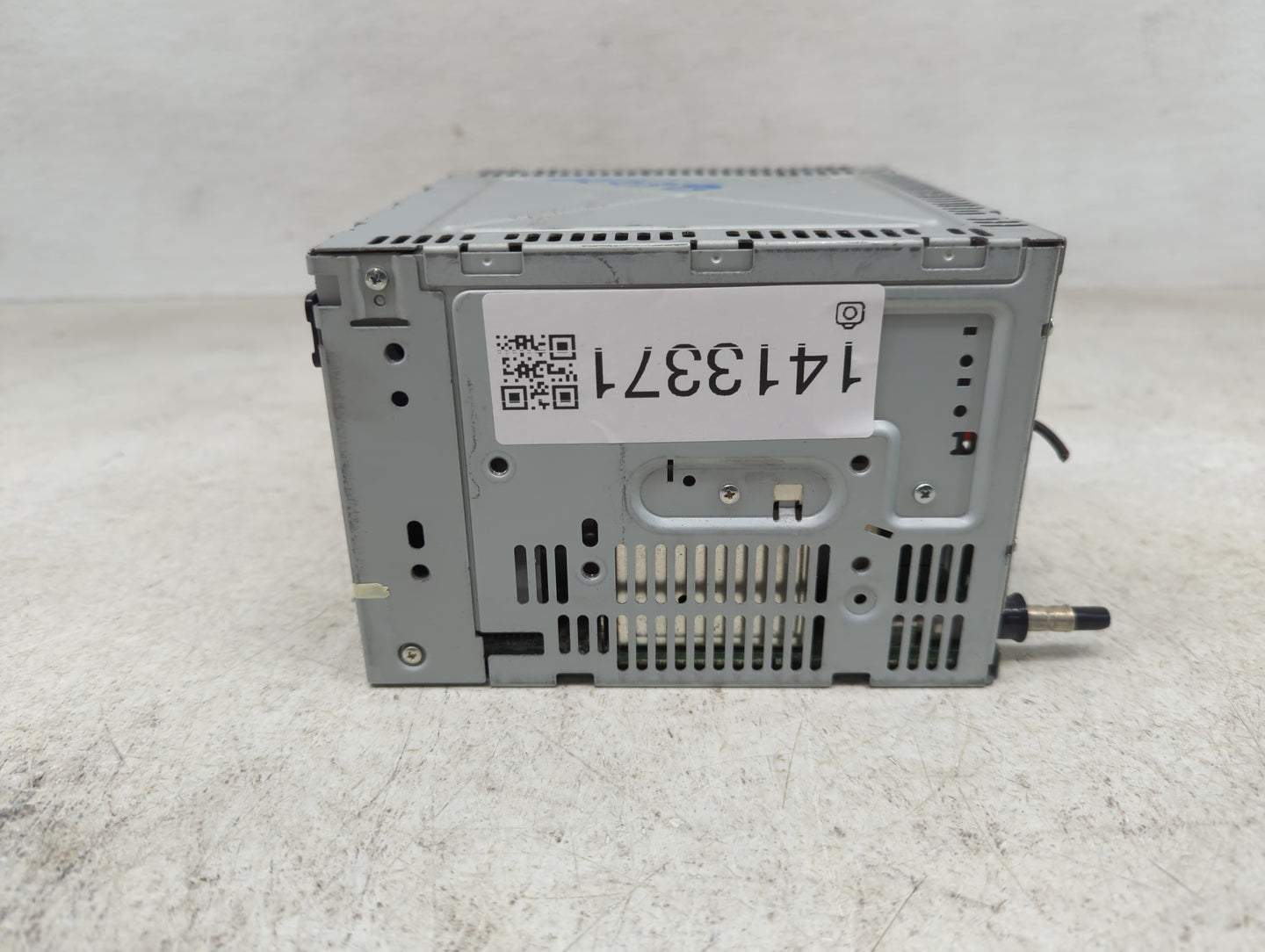 2008-2016 Mitsubishi Lancer Radio AM FM Cd Player Receiver Replacement P/N:9E5T-19C157-AC Fits OEM Used Auto Parts - Oemused