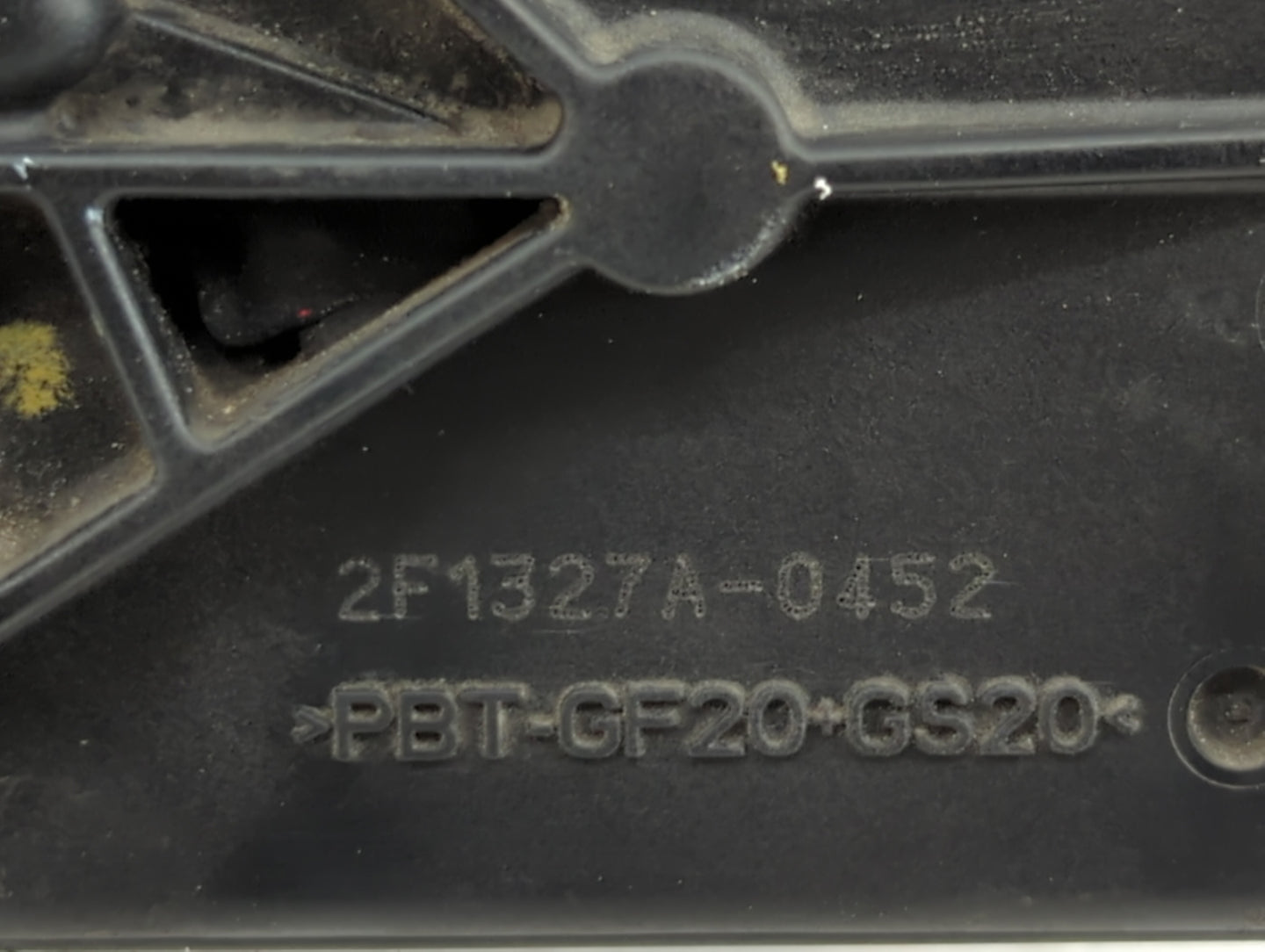 2010 Mitsubishi Lancer Throttle Body P/N:DS7Z-A DS7Z-D, DS7E-9F991-AJ Fits Fits 2009 2011 2012 OEM Used Auto Parts - Oemused
