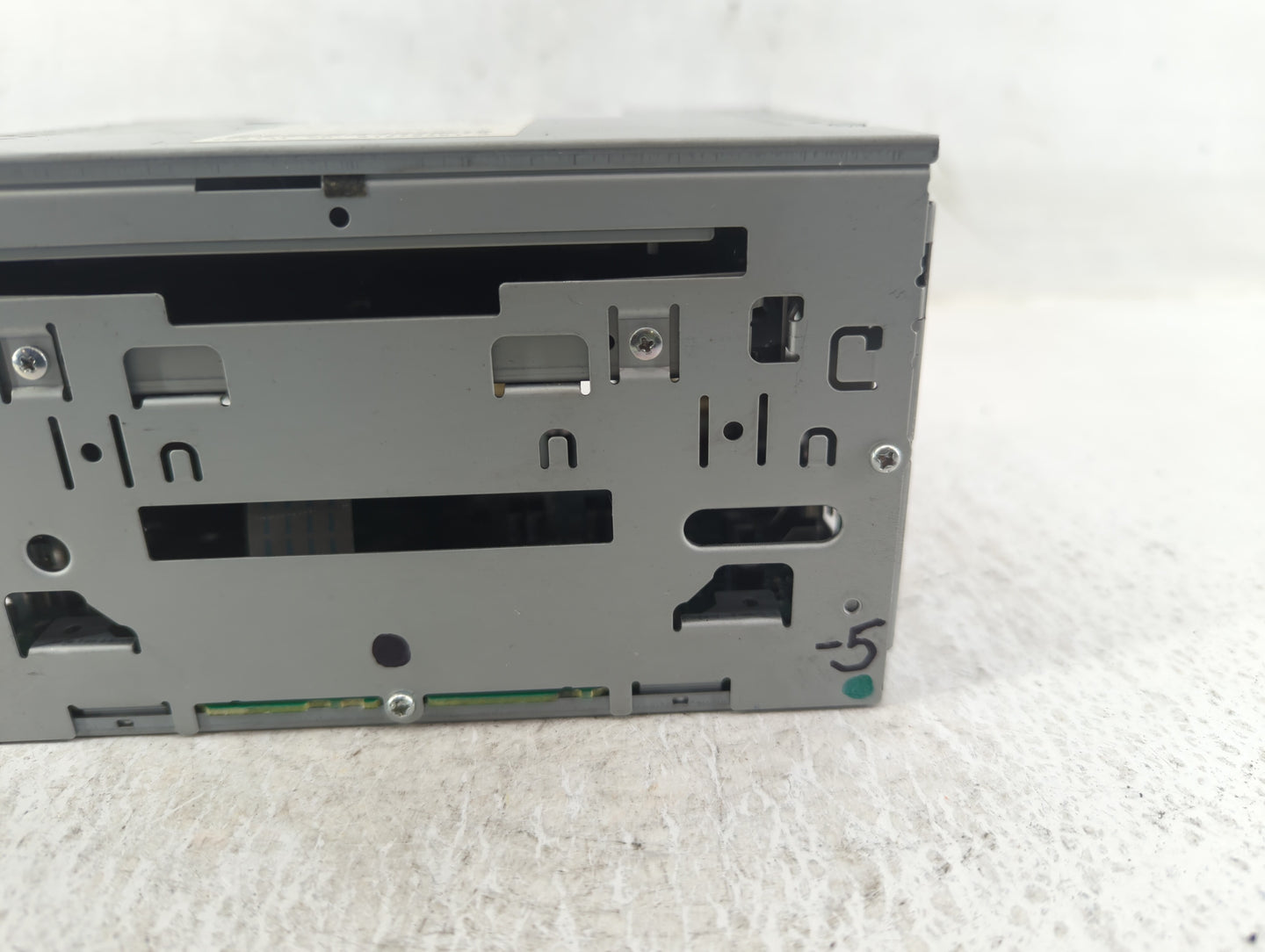 2008-2016 Mitsubishi Lancer Am Fm Cd Player Radio Receiver - Oemusedautoparts1.com