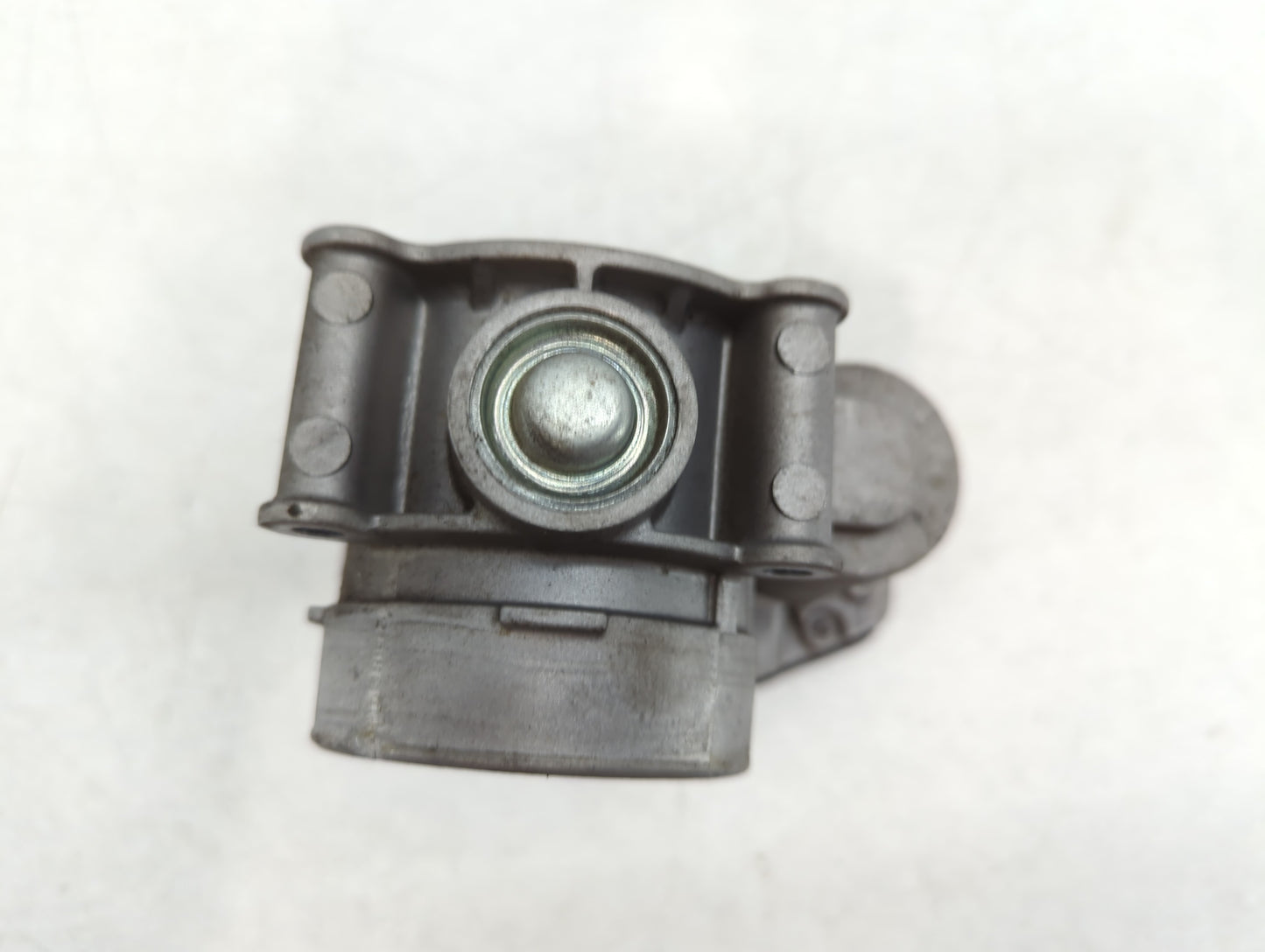 2010 Mitsubishi Lancer Throttle Body P/N:142963004087 DS7E-9F991-AF Fits OEM Used Auto Parts - Oemusedautoparts1.com