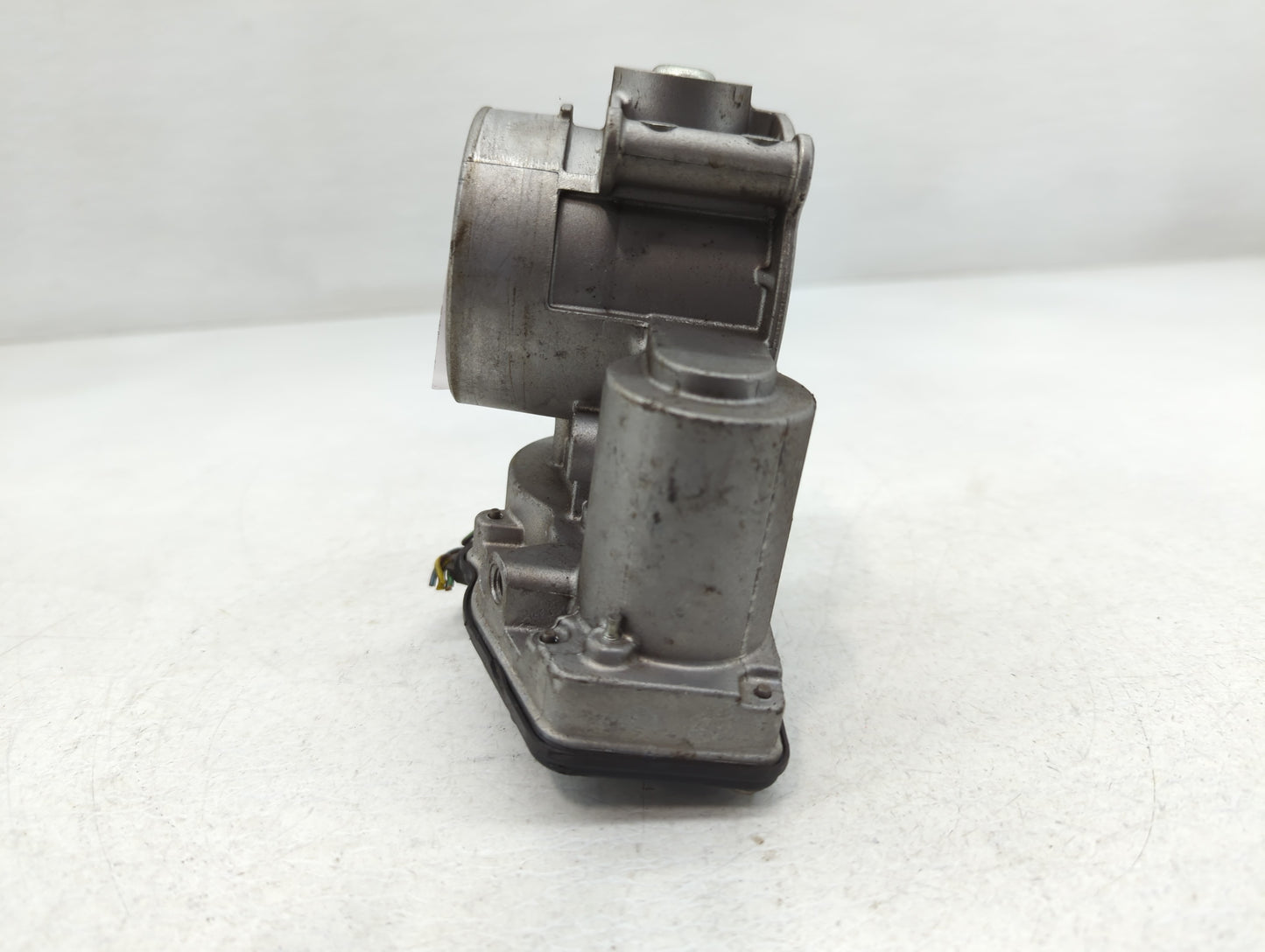 2010 Mitsubishi Lancer Throttle Body P/N:142963004087 DS7E-9F991-AF Fits OEM Used Auto Parts - Oemusedautoparts1.com
