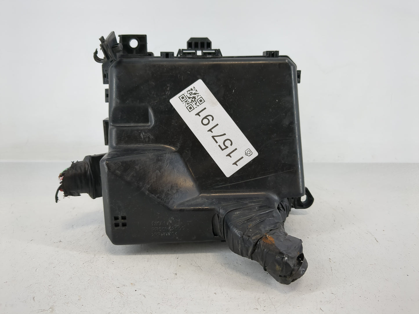 2010 Mitsubishi Outlander Fusebox Fuse Box Panel Relay Module P/N:8565A024 Fits OEM Used Auto Parts - Oemusedautoparts1.com