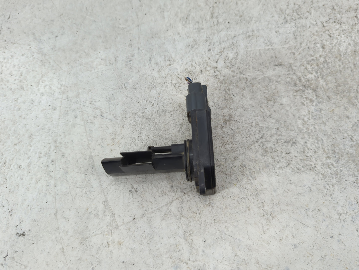 2004-2013 Mitsubishi Outlander Mass Air Flow Meter Maf 1489677 - Oemusedautoparts1.com