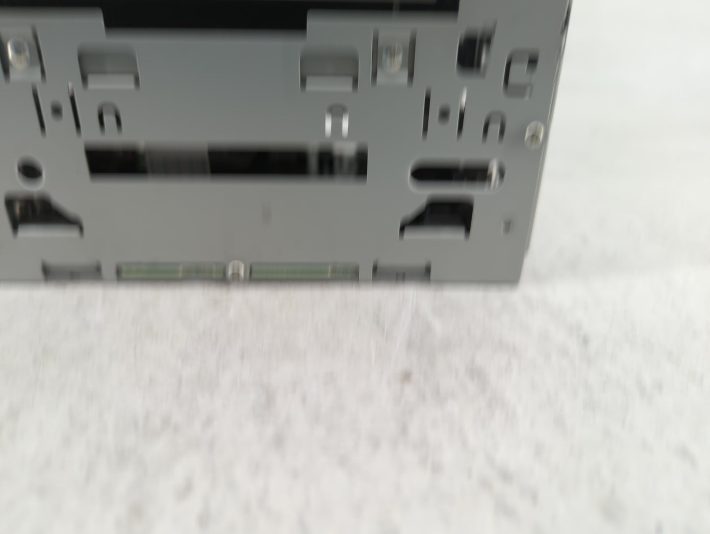 Mitsubishi Outlander Am Fm Cd Player Radio Receiver - Oemusedautoparts1.com