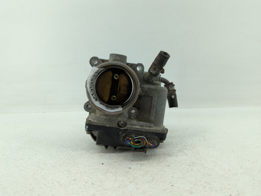 2008 Mitsubishi Outlander Throttle Body P/N:67020 57020 Fits OEM Used Auto Parts - Oemusedautoparts1.com