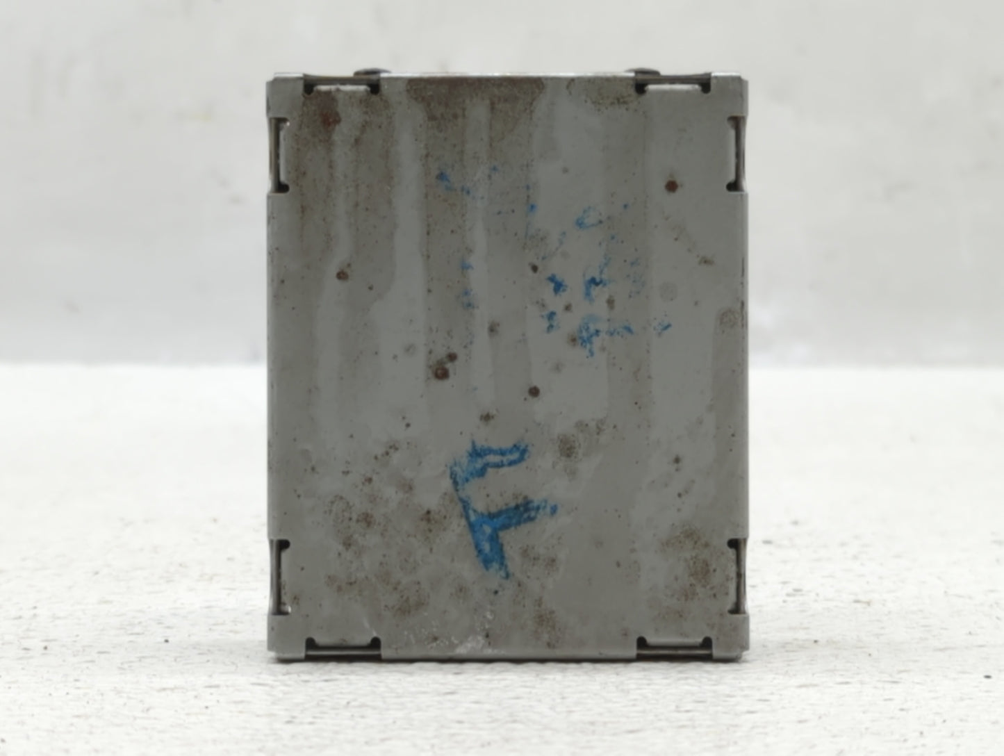2010 Mitsubishi Outlander Chassis Control Module Ccm Bcm Body Control - Oemusedautoparts1.com