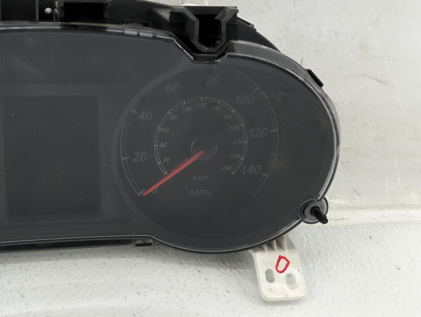 2010 Mitsubishi Outlander Instrument Cluster Speedometer Gauges P/N:200910 Fits OEM Used Auto Parts - Oemusedautoparts1.com